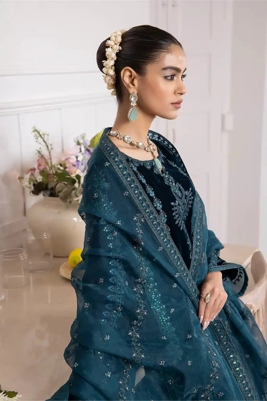 Iznik | Festive Velvet 23 | IV-21 LEHJA - Pakistani Designer Dress - by Iznik | Type: Formal - 100% Original at Saira Sultan