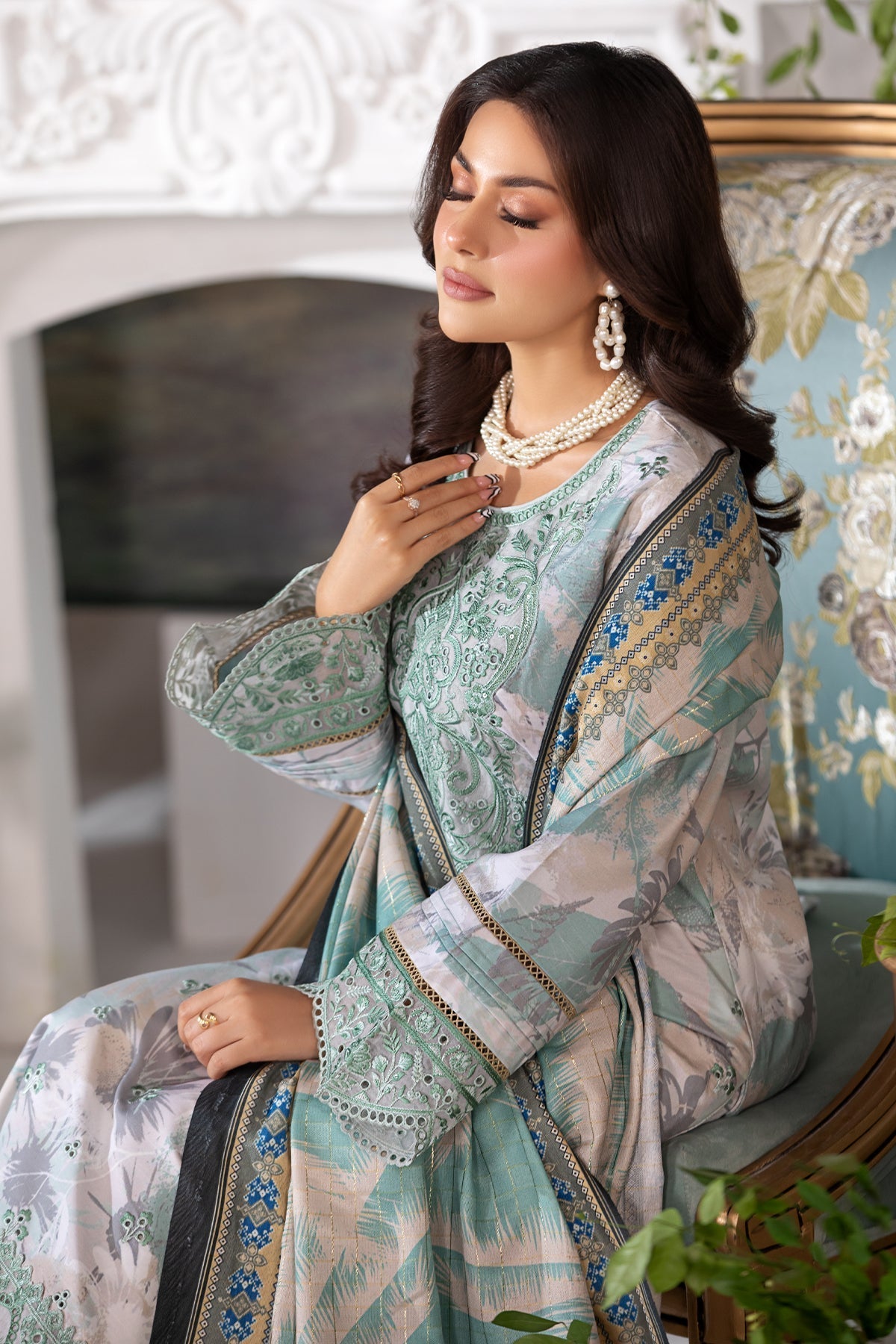Imrozia Premium | Masakali Winter Pret | I.P-83 Mahnoor - Pakistani Designer Dress - by Imrozia Premium | Type: Ladies Clothes - 100% Original at Saira Sultan