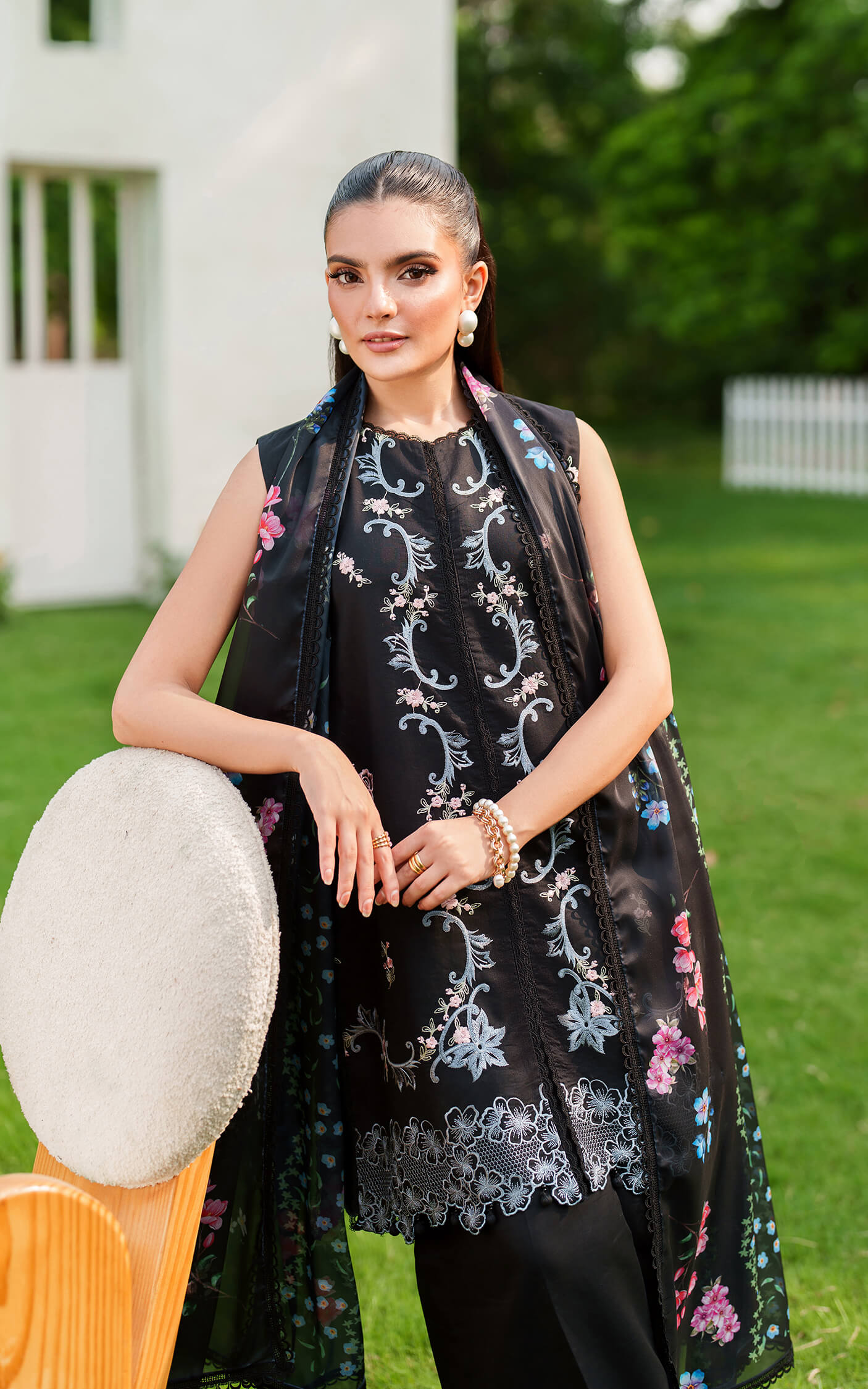 Asifa and Nabeel | Eden Cambric 25 | Ink Blossom ECU25-02 - Pakistani Designer Dress - by Asifa and Nabeel - Type : Ladies Clothes - 100% Original at Saira Sultan