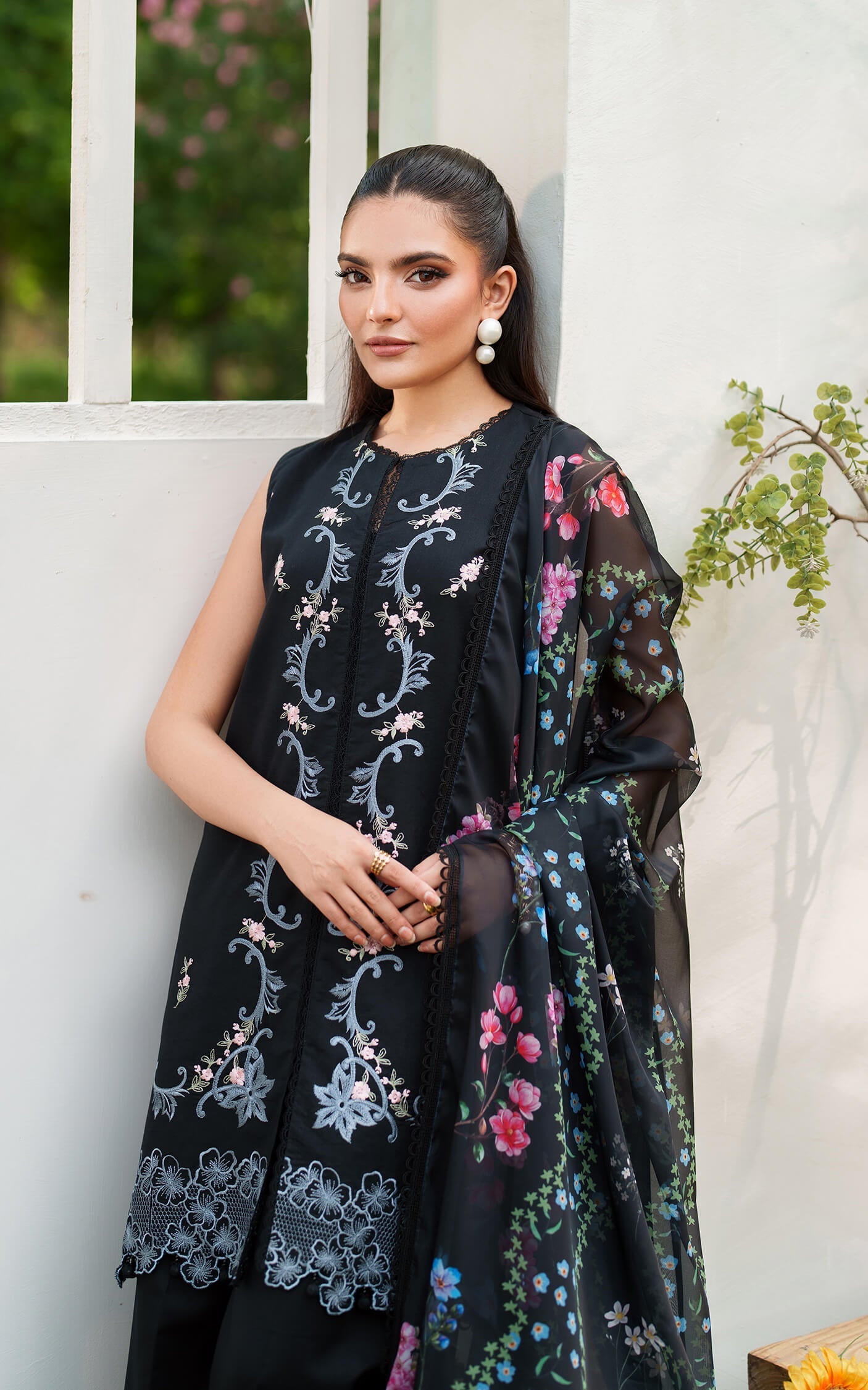 Asifa and Nabeel | Eden Cambric 25 | Ink Blossom ECU25-02 - Pakistani Designer Dress - by Asifa and Nabeel - Type : Ladies Clothes - 100% Original at Saira Sultan