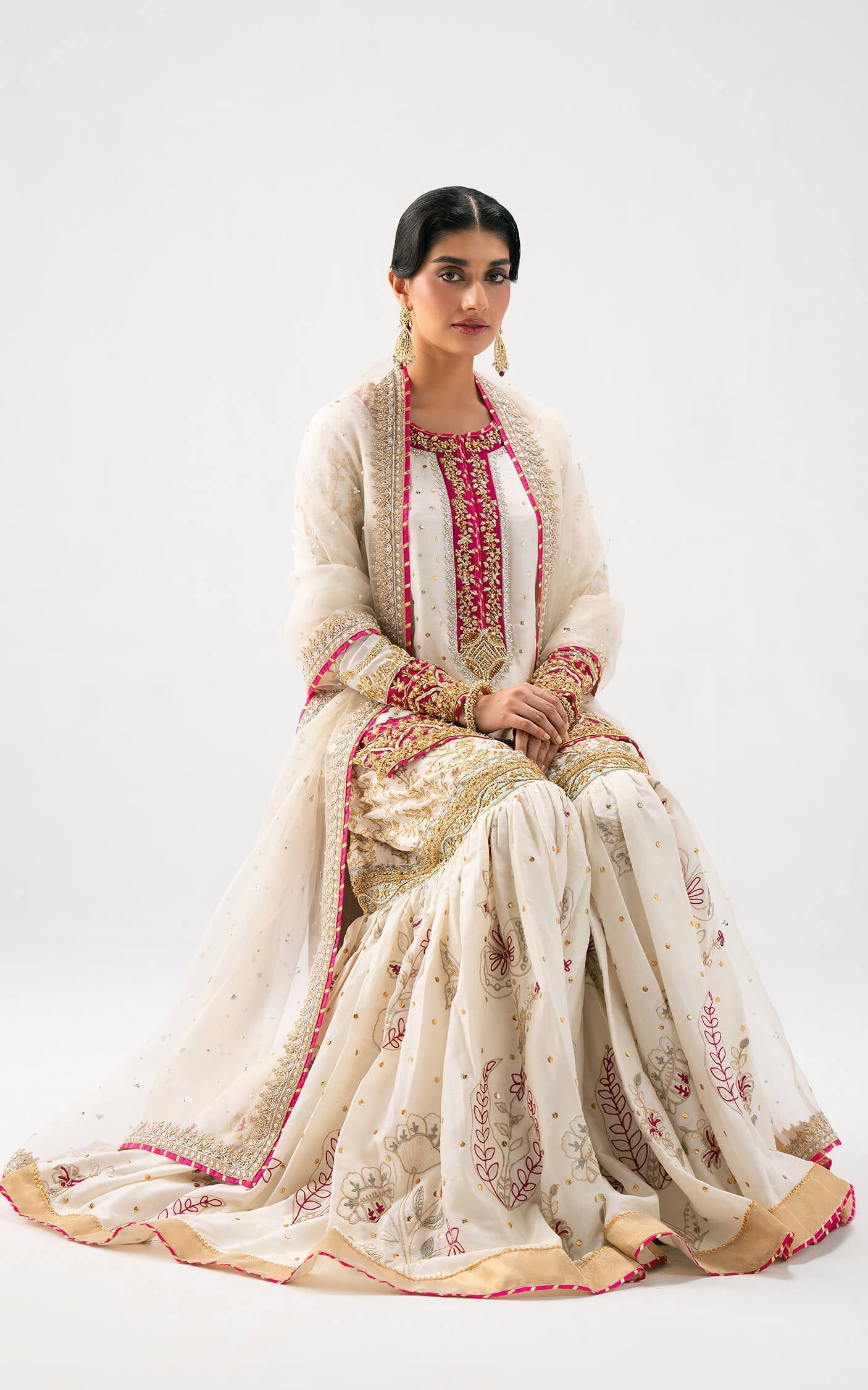 Asifa and Nabeel | Lyle Luxury Formals 25 | Ivory Radiance - Pakistani Designer Dress - by Asifa and Nabeel - Type : Ladies Clothes - 100% Original at Saira Sultan