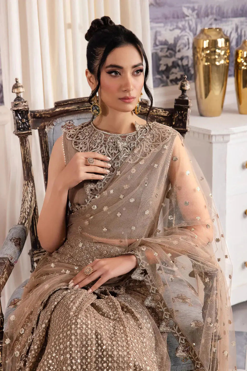 Iznik | Chinnon Chiffon | CC-36 DAMIYAH - Pakistani Designer Dress - by Iznik | Type: Formal - 100% Original at Saira Sultan