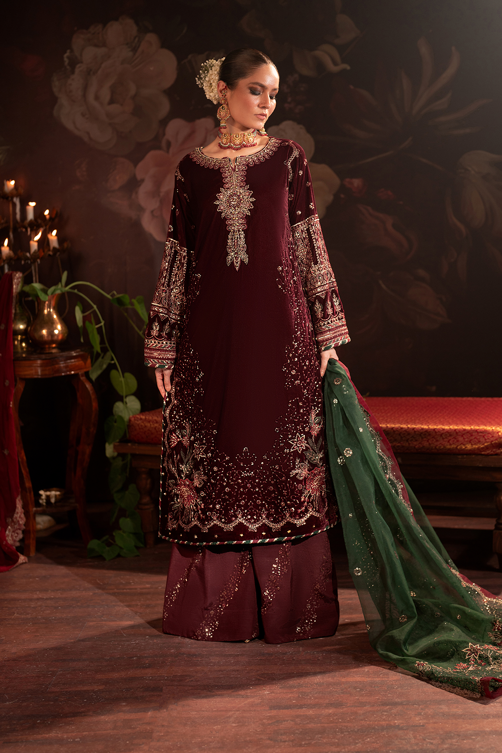 Iznik | Exclusive Velvet | IV-39 - Pakistani Designer Dress - by Iznik | Type: Ladies Clothes - 100% Original at Saira Sultan