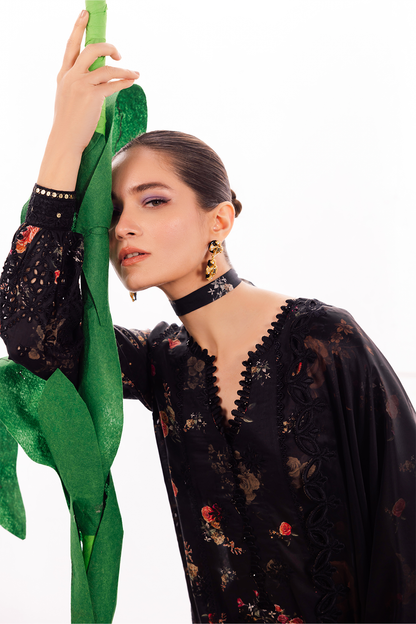 Iznik | Dahlia Embroidered Lawn | DL-08 - Pakistani Designer Dress - by Iznik | Type: Luxury - 100% Original at Saira Sultan
