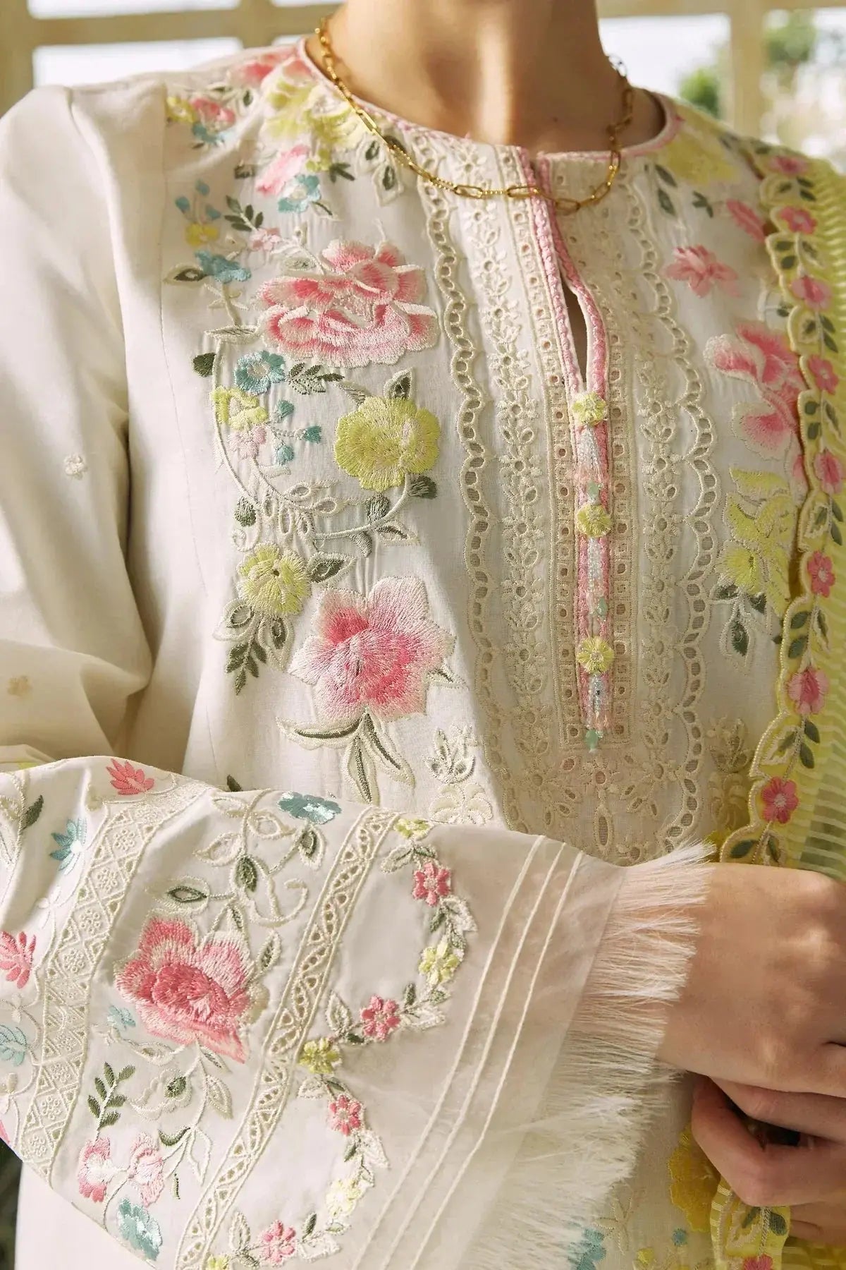 Zara Shahjahan | Coco Lawn 24 | JANAAN-7B - Pakistani Designer Dress - by Zara Shahjahan | Type: Luxury - 100% Original at Saira Sultan