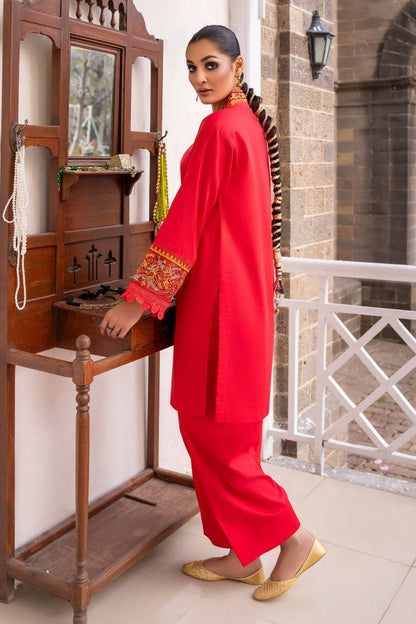 Ittehad | Embroidered Lawn | I-35 - Pakistani Designer Dress - by Ittehad | Type: Luxury - 100% Original at Saira Sultan