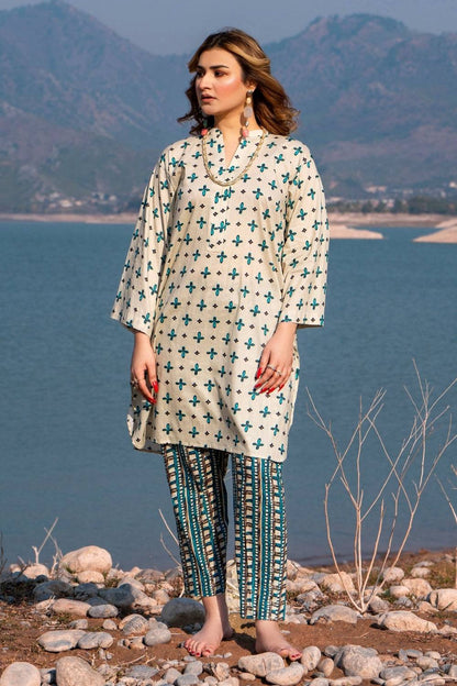 Ittehad | Embroidered Lawn | I-31 - Pakistani Designer Dress - by Ittehad | Type: Luxury - 100% Original at Saira Sultan