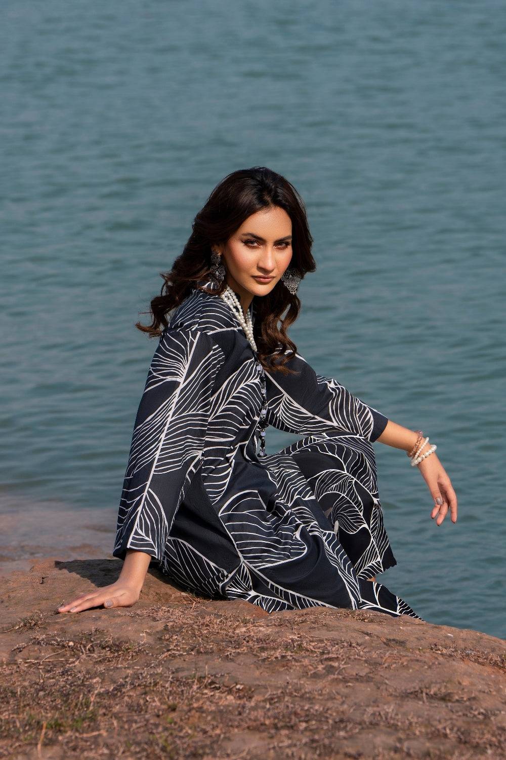 Ittehad | Embroidered Lawn | I-33 - Pakistani Designer Dress - by Ittehad | Type: Luxury - 100% Original at Saira Sultan