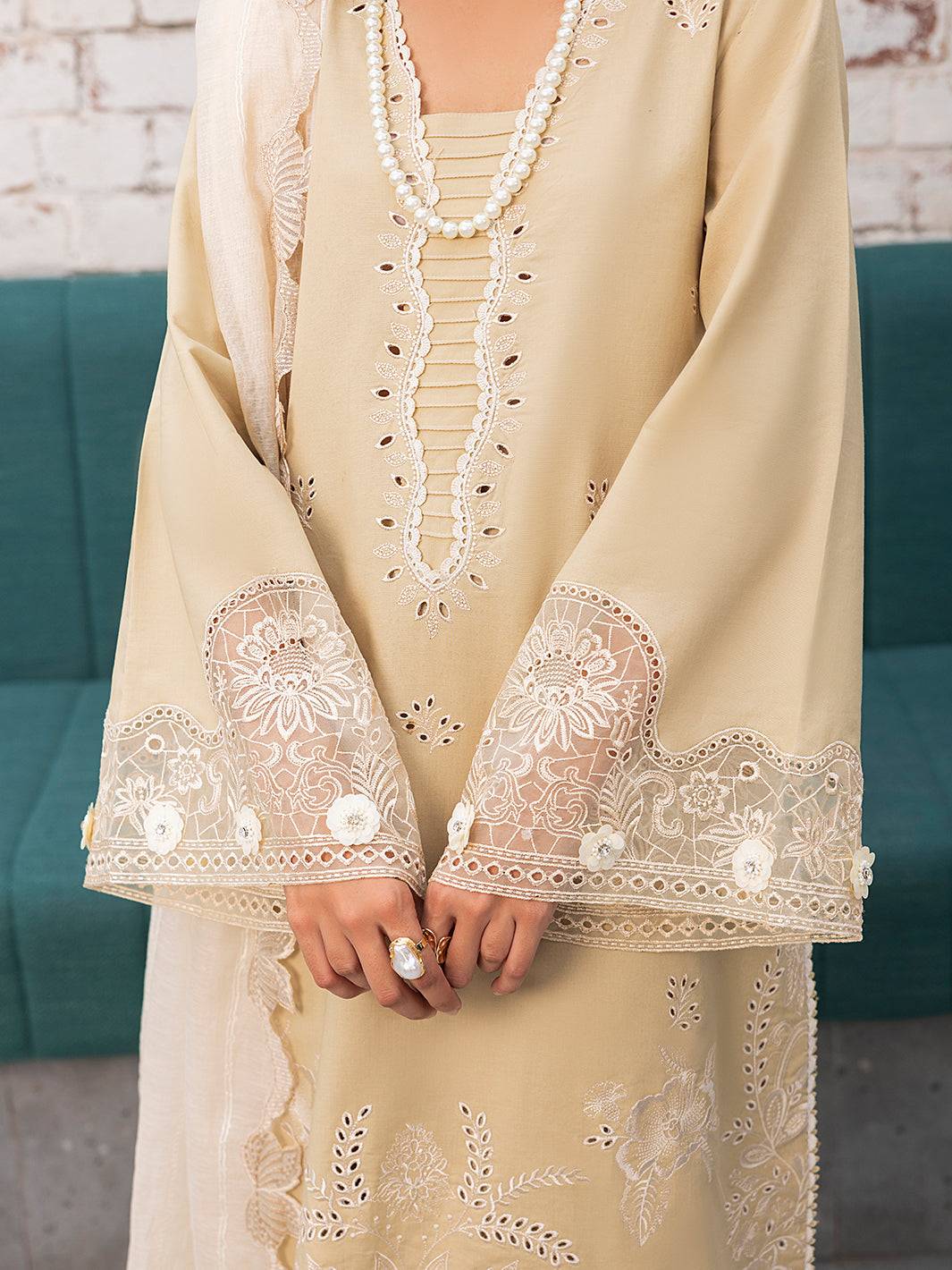 Izel | Meadow Muse Embroidered Lawn 25 | LIORA - Pakistani Designer Dress - by Izel | Type: Ladies Clothes - 100% Original at Saira Sultan