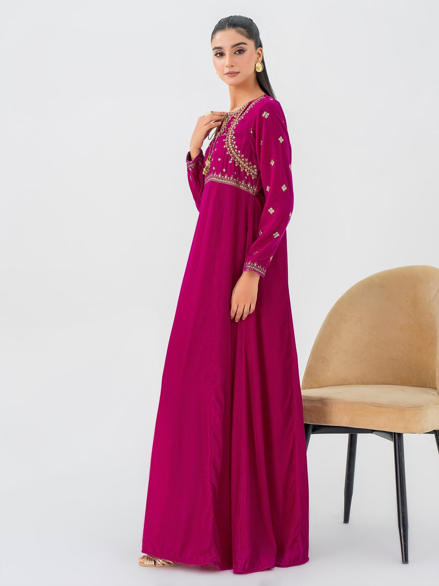 Lime Light | Velvet Pret | V-16 M Rouge Pink Velvet