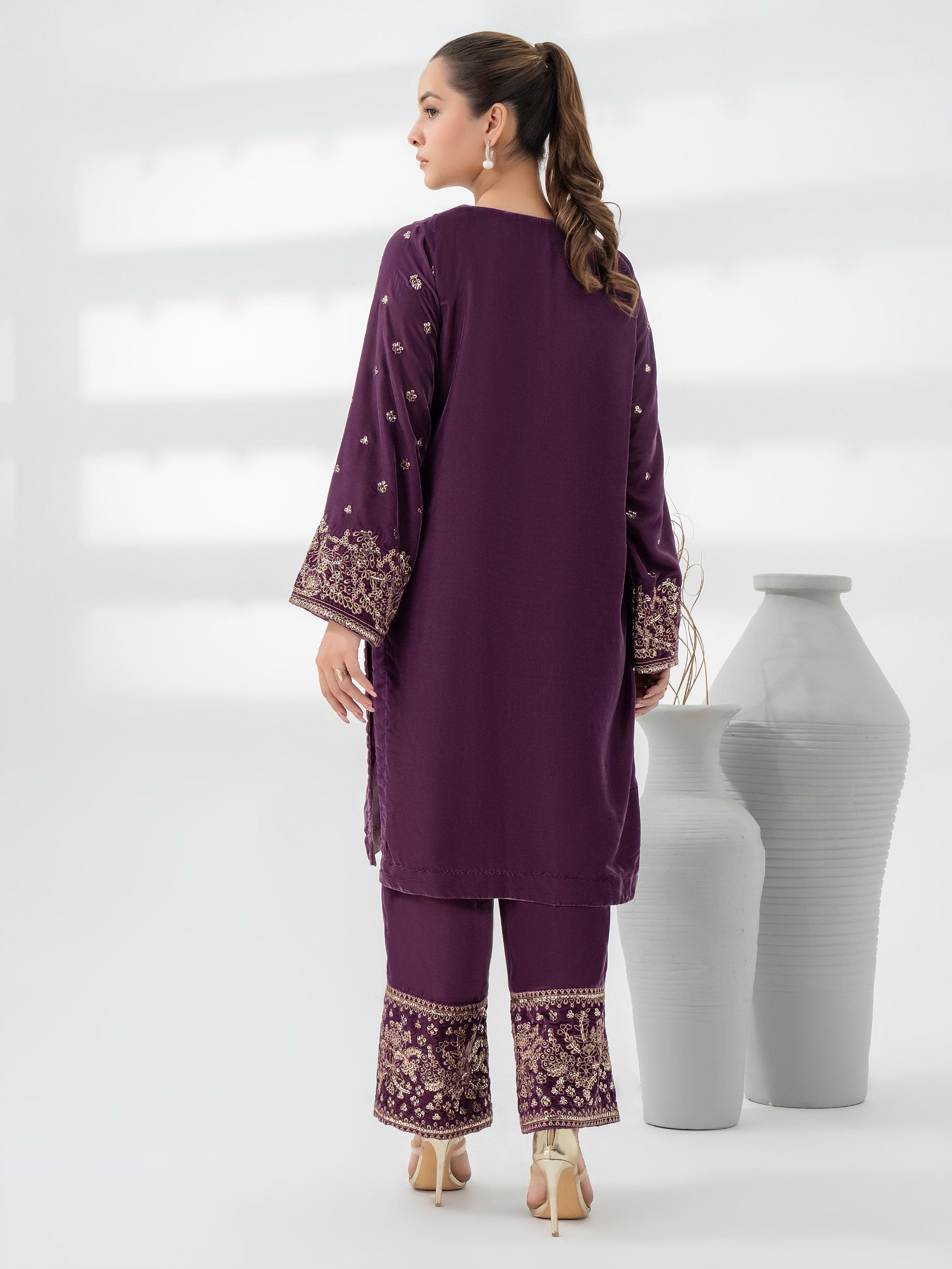 Lime Light | Velvet Pret | V-03 S Dark Purple Velvet