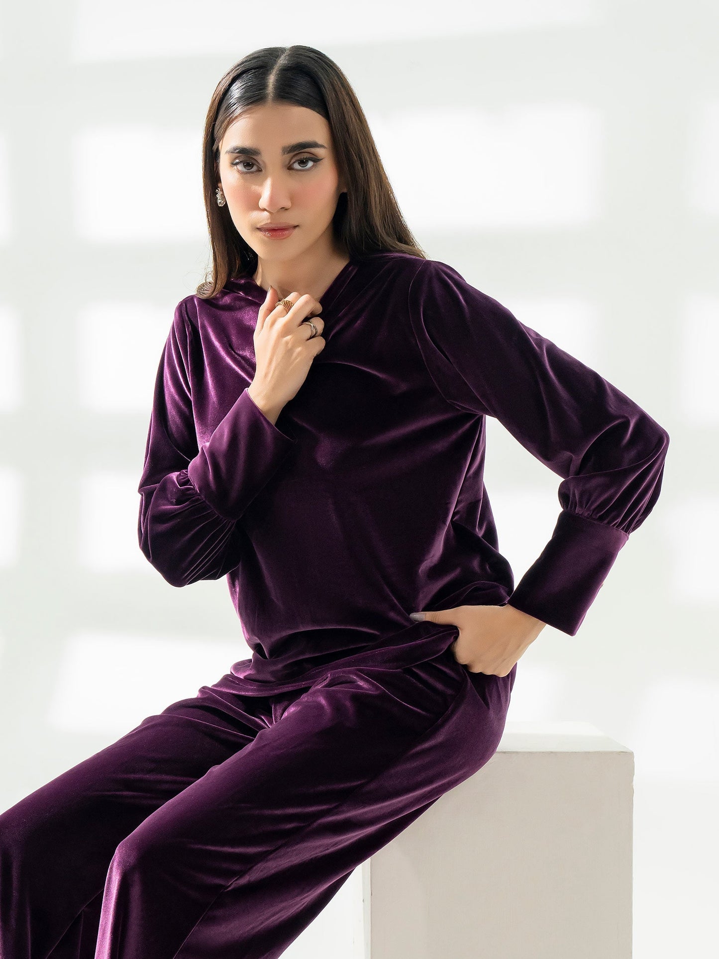 Lime Light | Velvet Pret | V-01 L Dark Purple Velvet