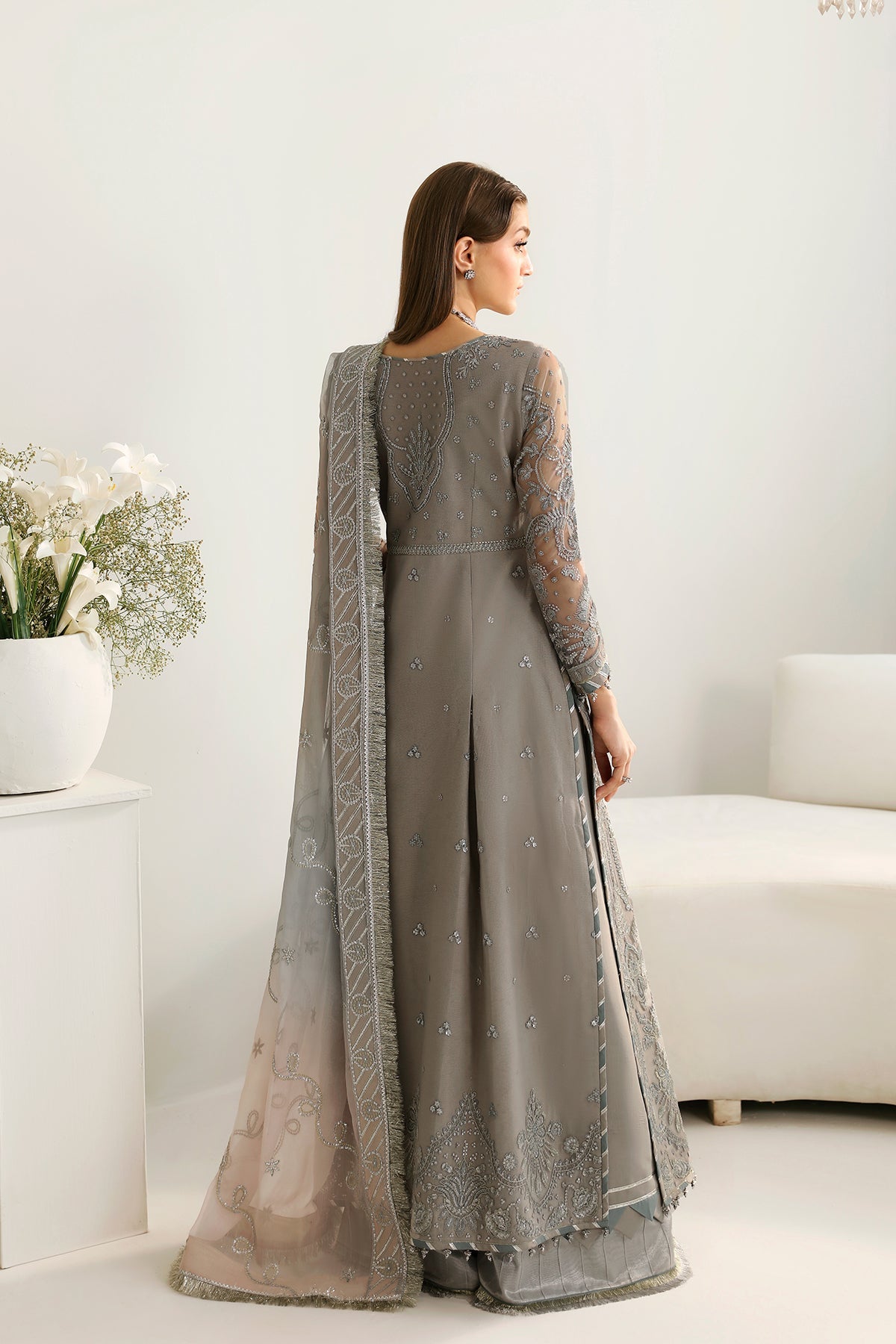 Alizeh | La Ruha Wedding Formals | AF-CH-2179-Lisya - Pakistani Designer Dress - by Alizeh | Type: Formal - 100% Original at Saira Sultan