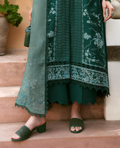 Republic Womenswear | Embroidered Pret | M-149 - Pakistani Designer Dress - by Republic Womenswear - Type : Ladies Clothes - 100% Original at Saira Sultan