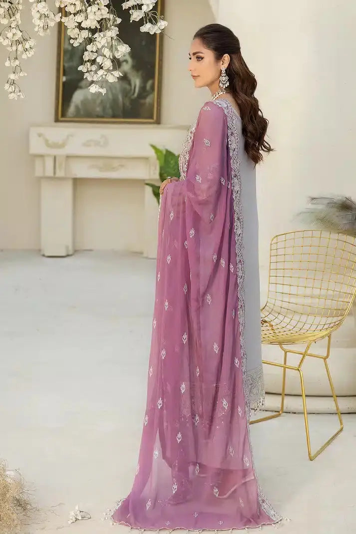 Imrozia Premium | Naqsh Formals 23 | M-57 Ivy - Pakistani Designer Dress - by Imrozia Premium | Type: Formal - 100% Original at Saira Sultan