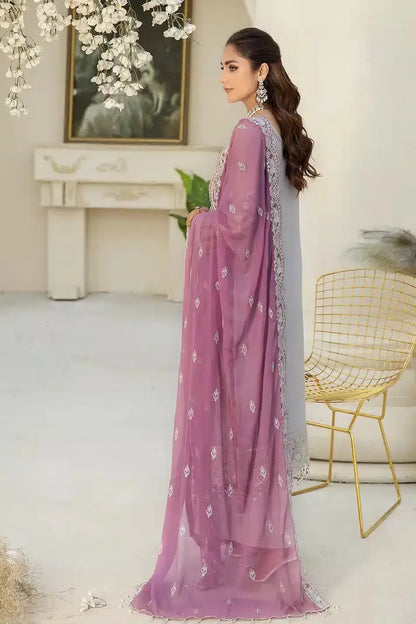 Imrozia Premium | Naqsh Formals 23 | M-57 Ivy - Pakistani Designer Dress - by Imrozia Premium | Type: Formal - 100% Original at Saira Sultan
