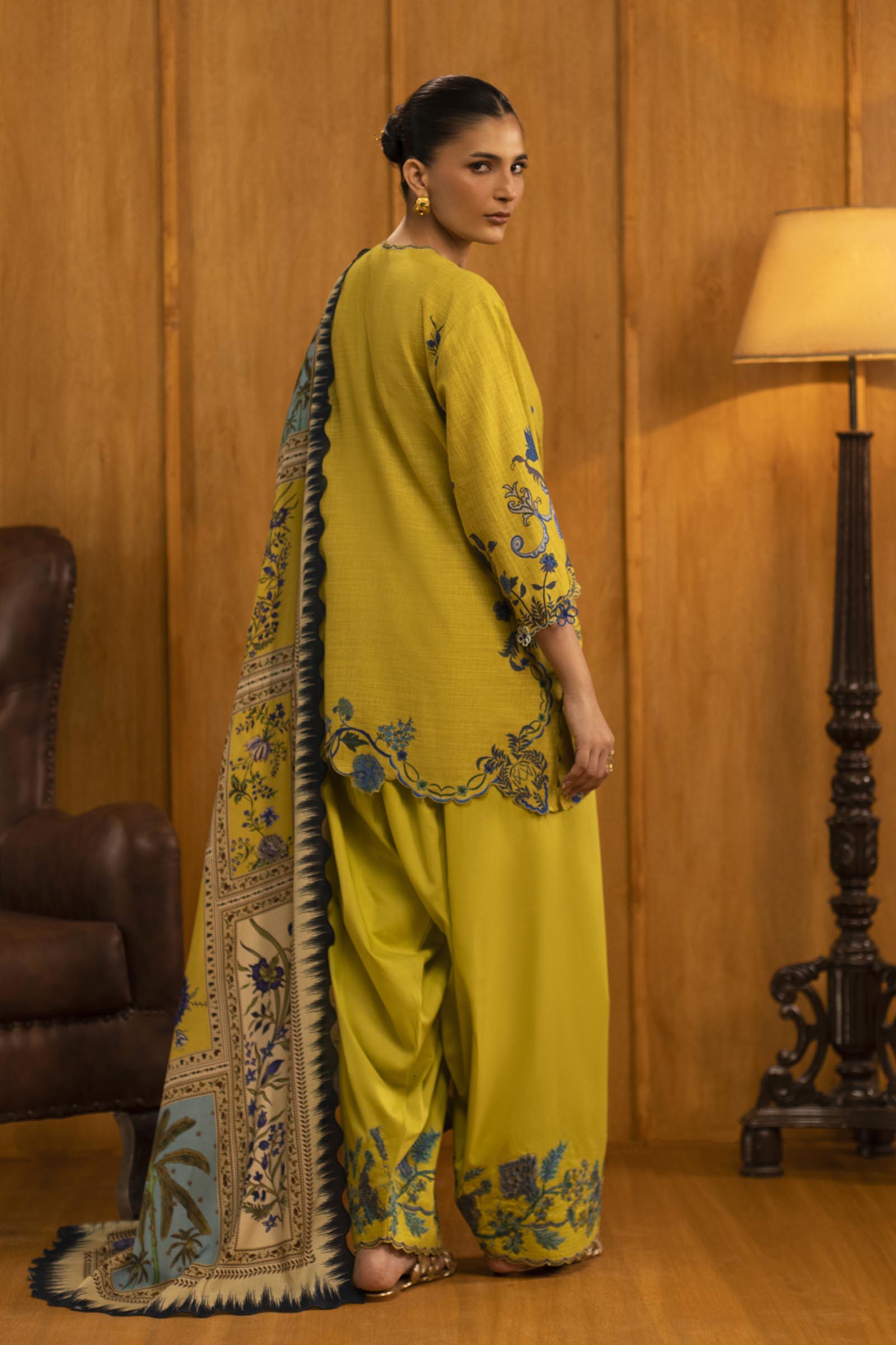 Sana Safinaz | Muzlin Winter 25 | M253-004A by Sana Safinaz - Designer Dress - Type : Ladies Clothes - Available at Saira Sultan - 100% Original 