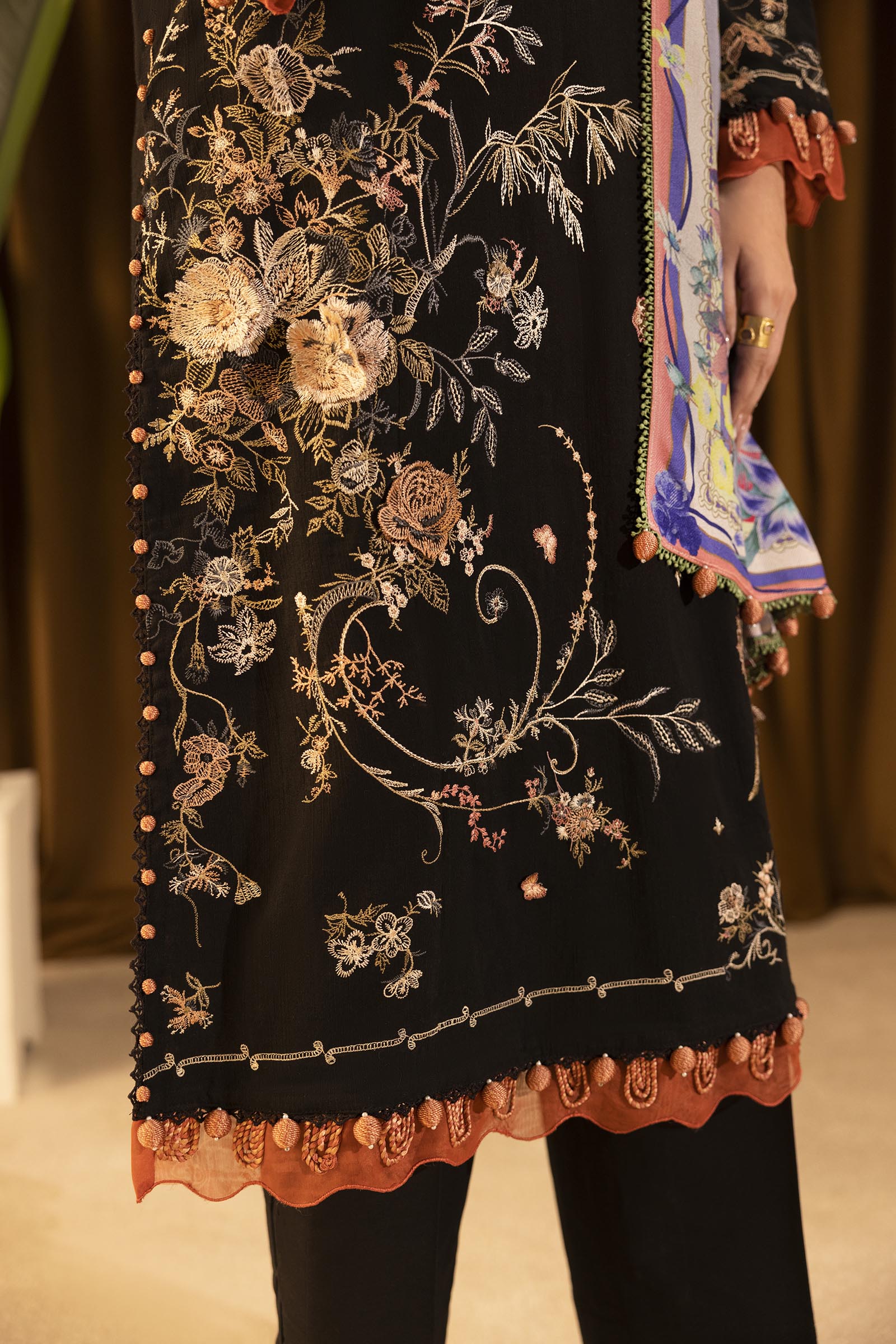 Sana Safinaz | Muzlin Winter 25 | M253-006A by Sana Safinaz - Designer Dress - Type : Ladies Clothes - Available at Saira Sultan - 100% Original 