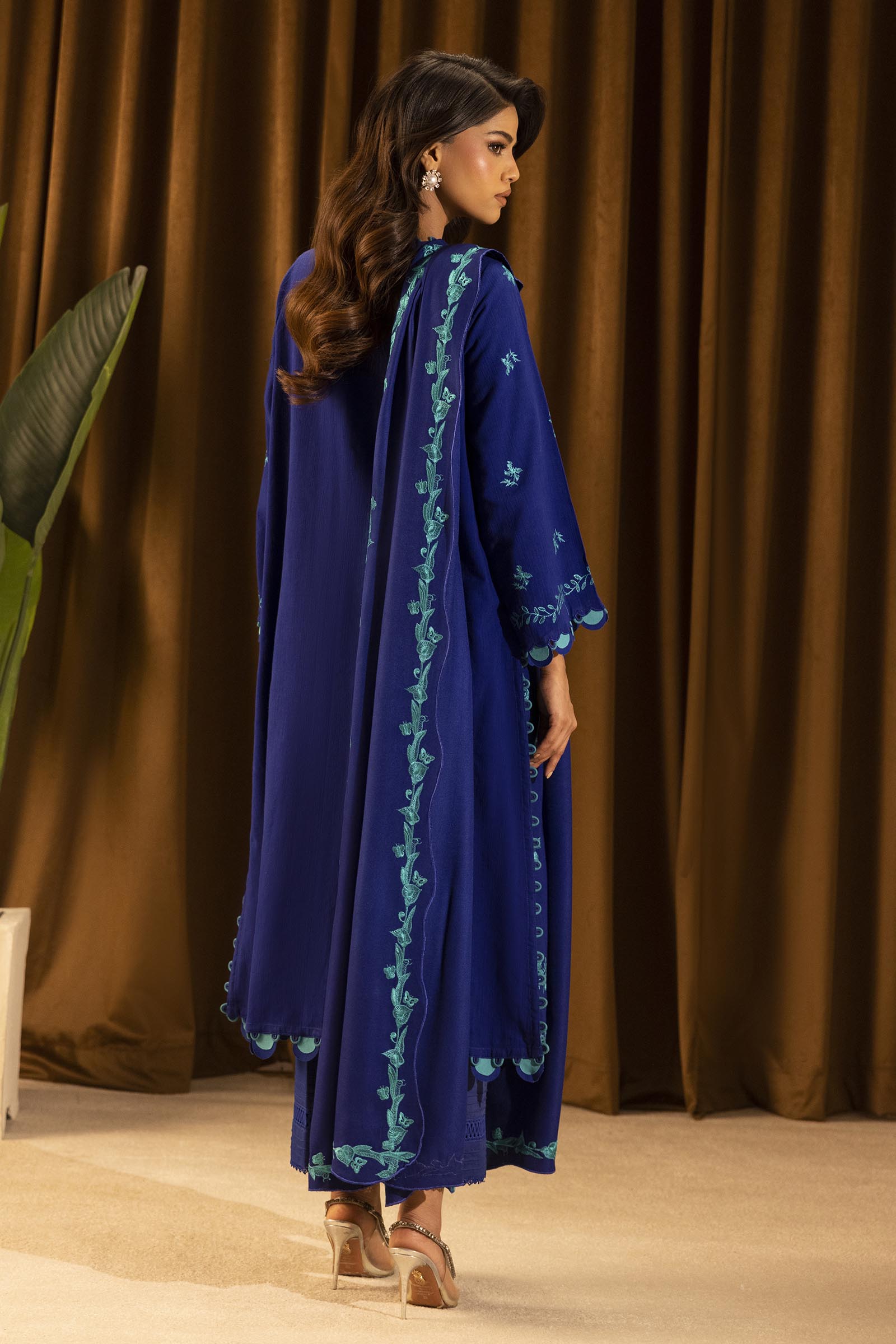 Sana Safinaz | Muzlin Winter 25 | 010B by Sana Safinaz - Designer Dress - Type : Ladies Clothes - Available at Saira Sultan - 100% Original 