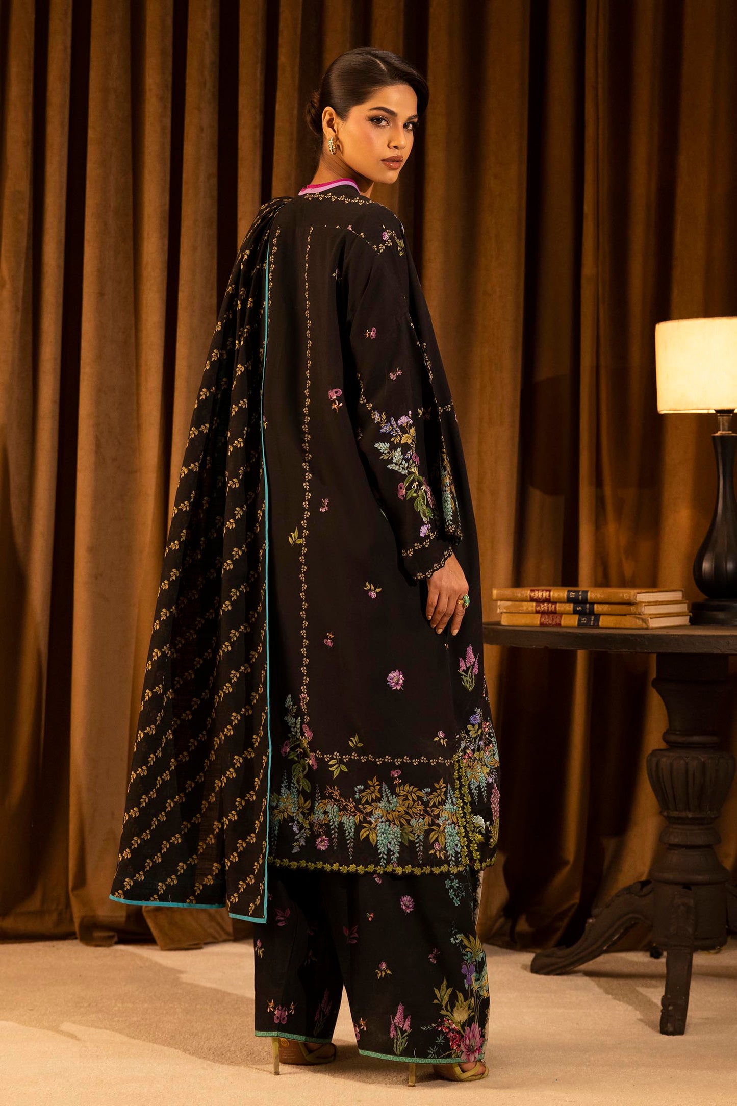 Sana Safinaz | Muzlin Winter 25 | 013B by Sana Safinaz - Designer Dress - Type : Ladies Clothes - Available at Saira Sultan - 100% Original 