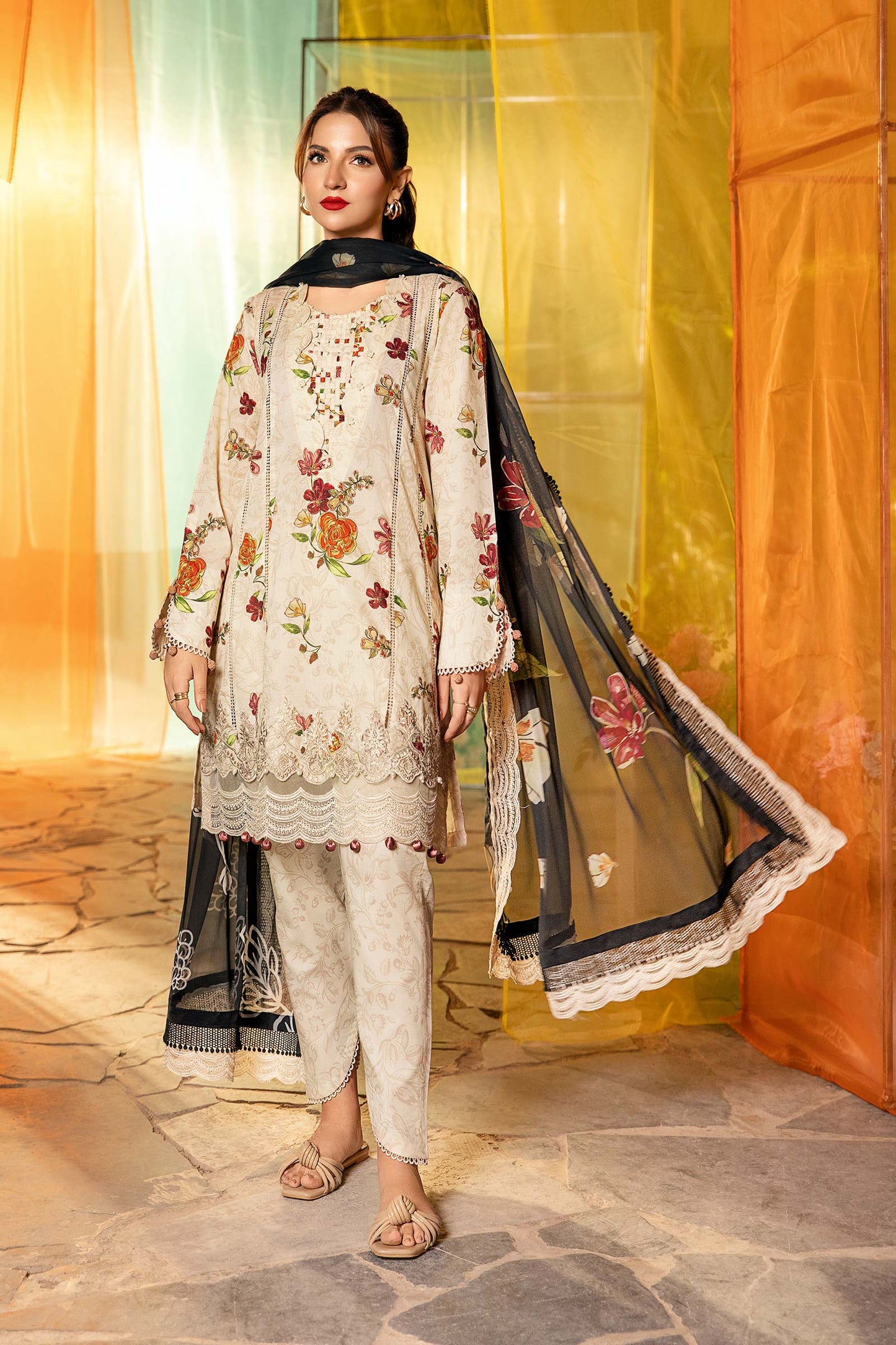 Maria B | M Basic Summer Lawn 25 | MB-CUS25-702B XS Beige Lawn