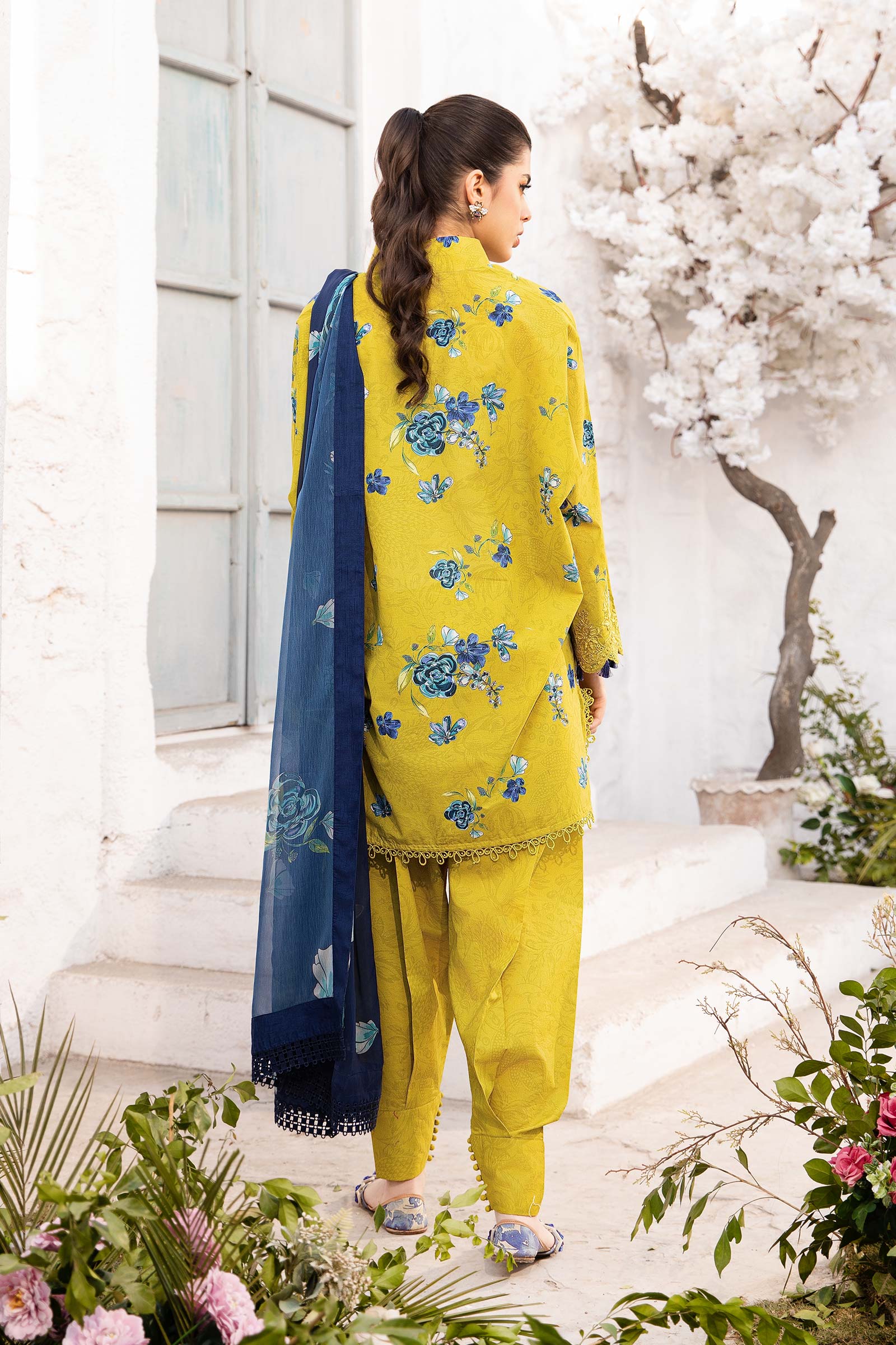 Maria B | M Basic Summer Lawn 25 | MB-CUS25-702A S Mustard Lawn