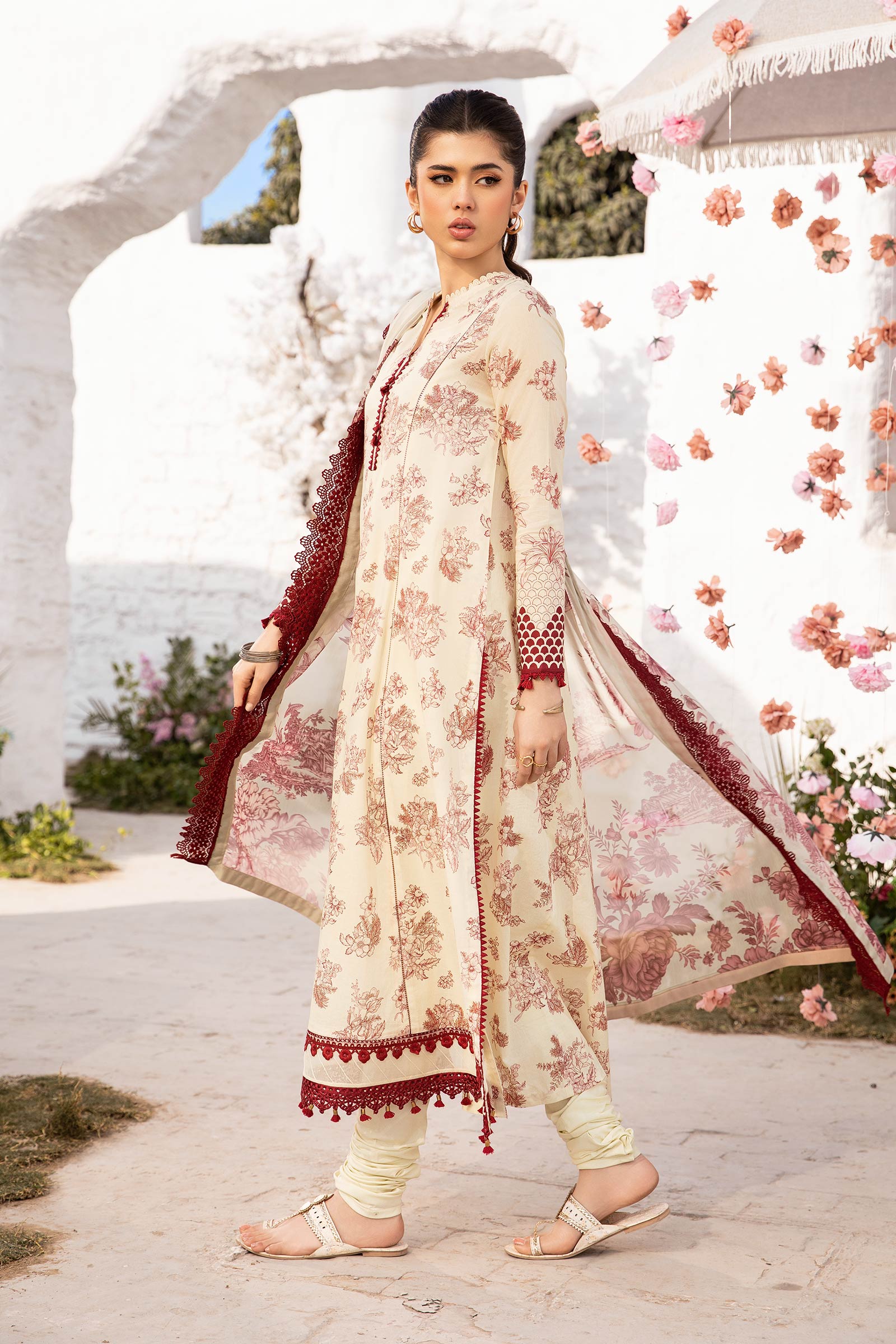 Maria B | M Basic Summer Lawn 25 | MB-CUS25-709A L Pastel Yellow Lawn