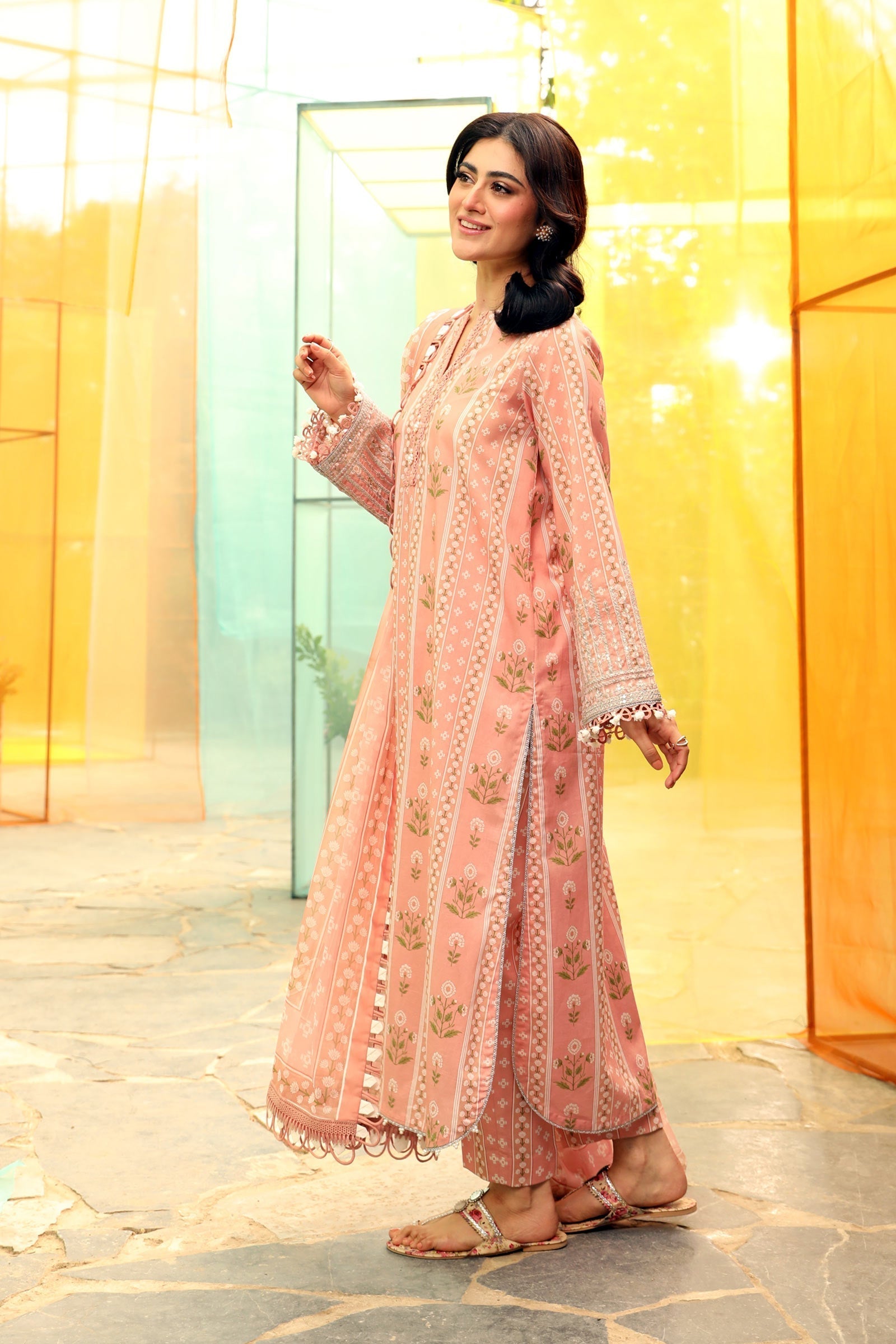 Maria B | M Basic Summer Lawn 25 | MB-CUS25-711B M Pink Slub Lawn