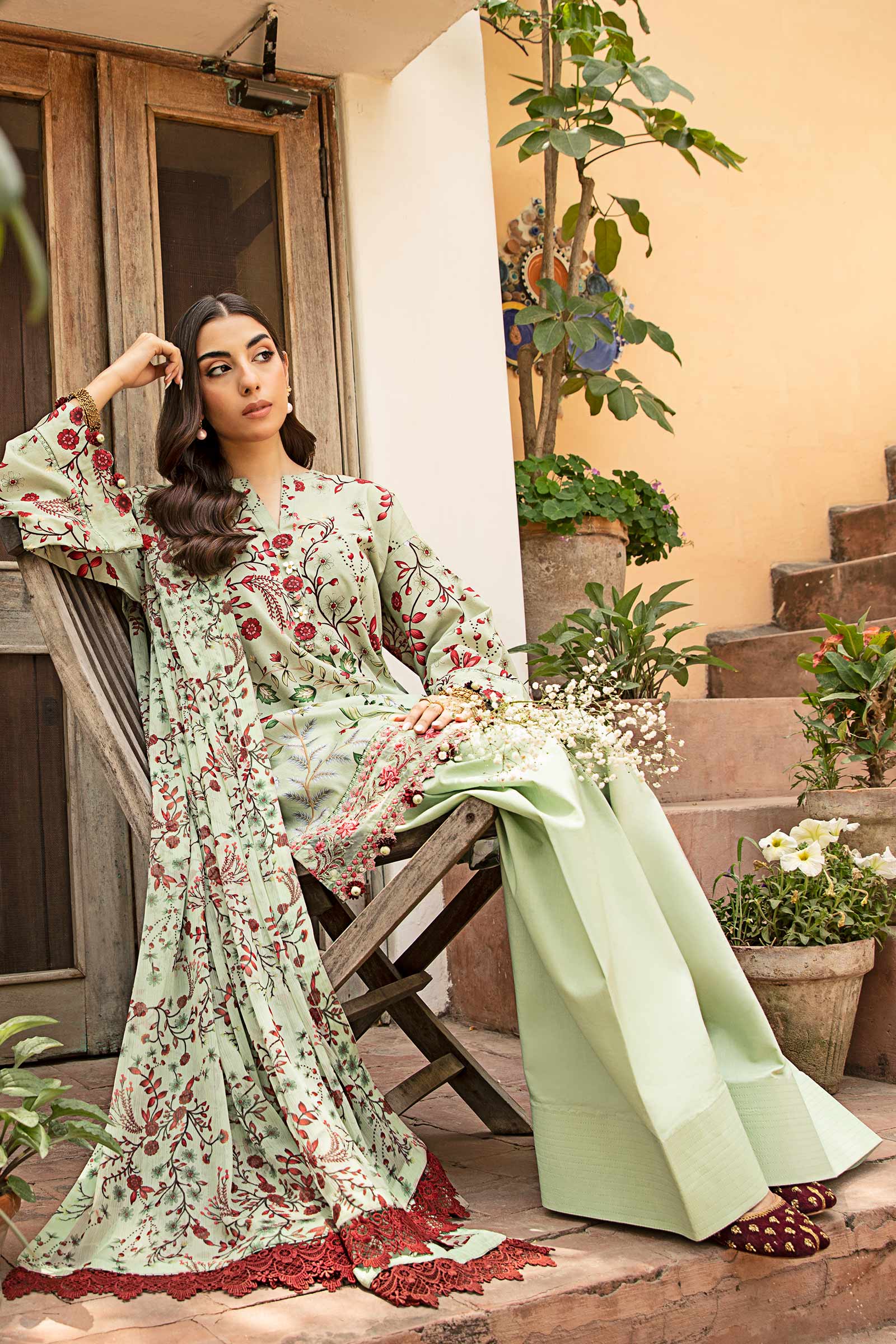 Maria B | Eid Basic Lawn | MB-CUS25-912B XL Mint Green Lawn