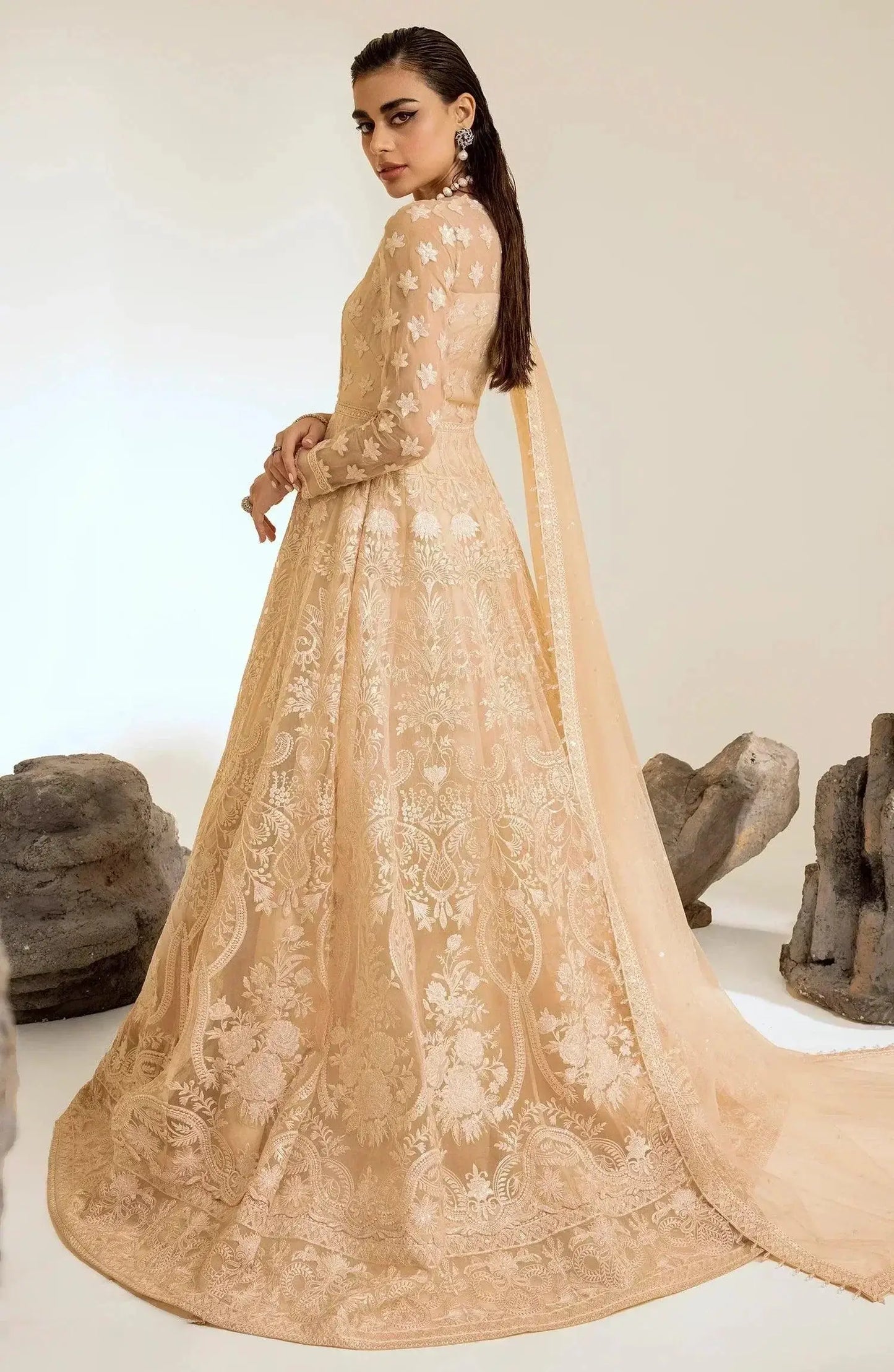 Maryum N Maria | The Brides 23 | Dazzle LighT (MS23-539) - Pakistani Designer Dress - by Maryum N Maria | Type: Bridal - 100% Original at Saira Sultan