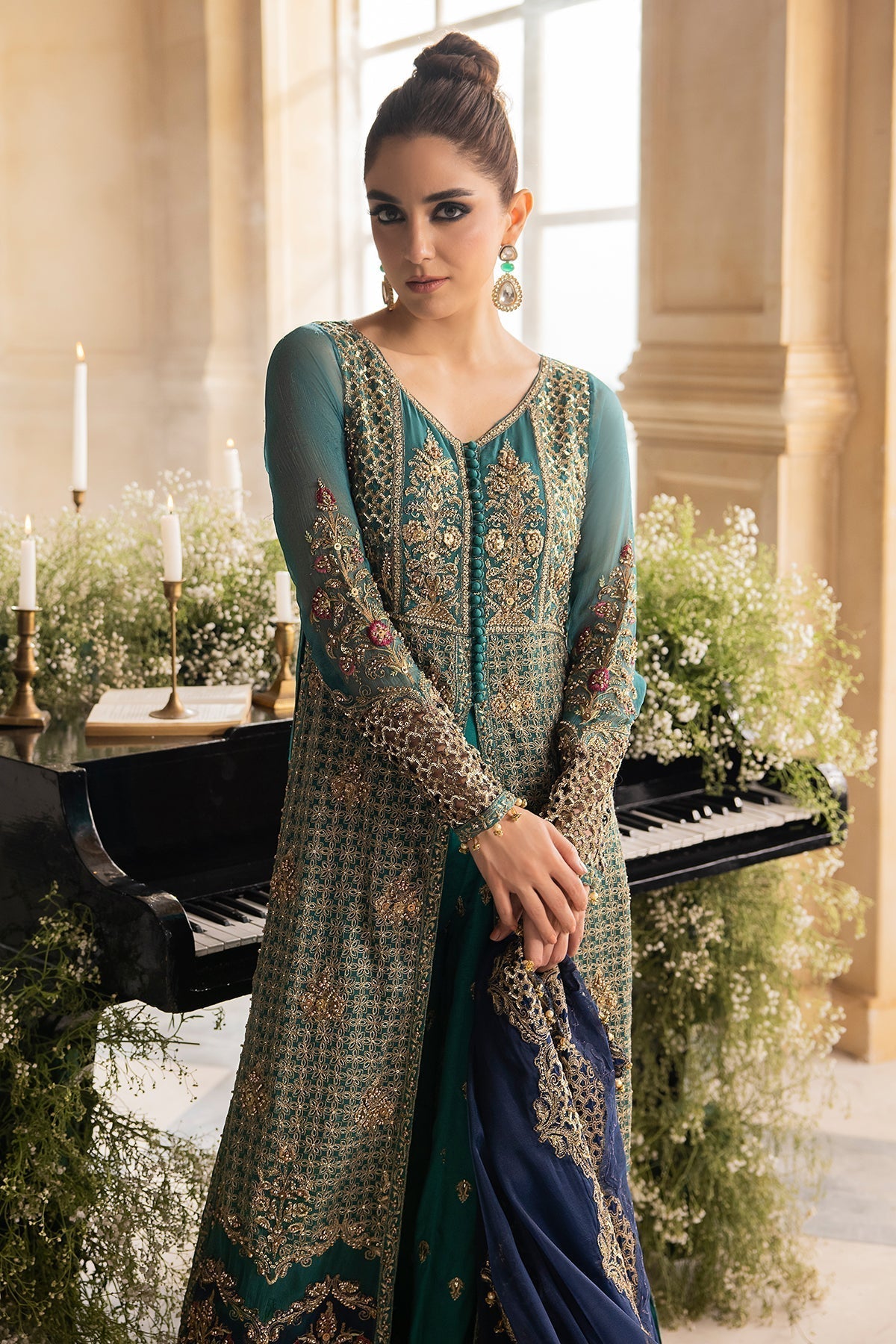 Charizma | Dastan e Jashan | DJW4-07 - Pakistani Designer Dress - by Charizma | Type: Formal - 100% Original at Saira Sultan