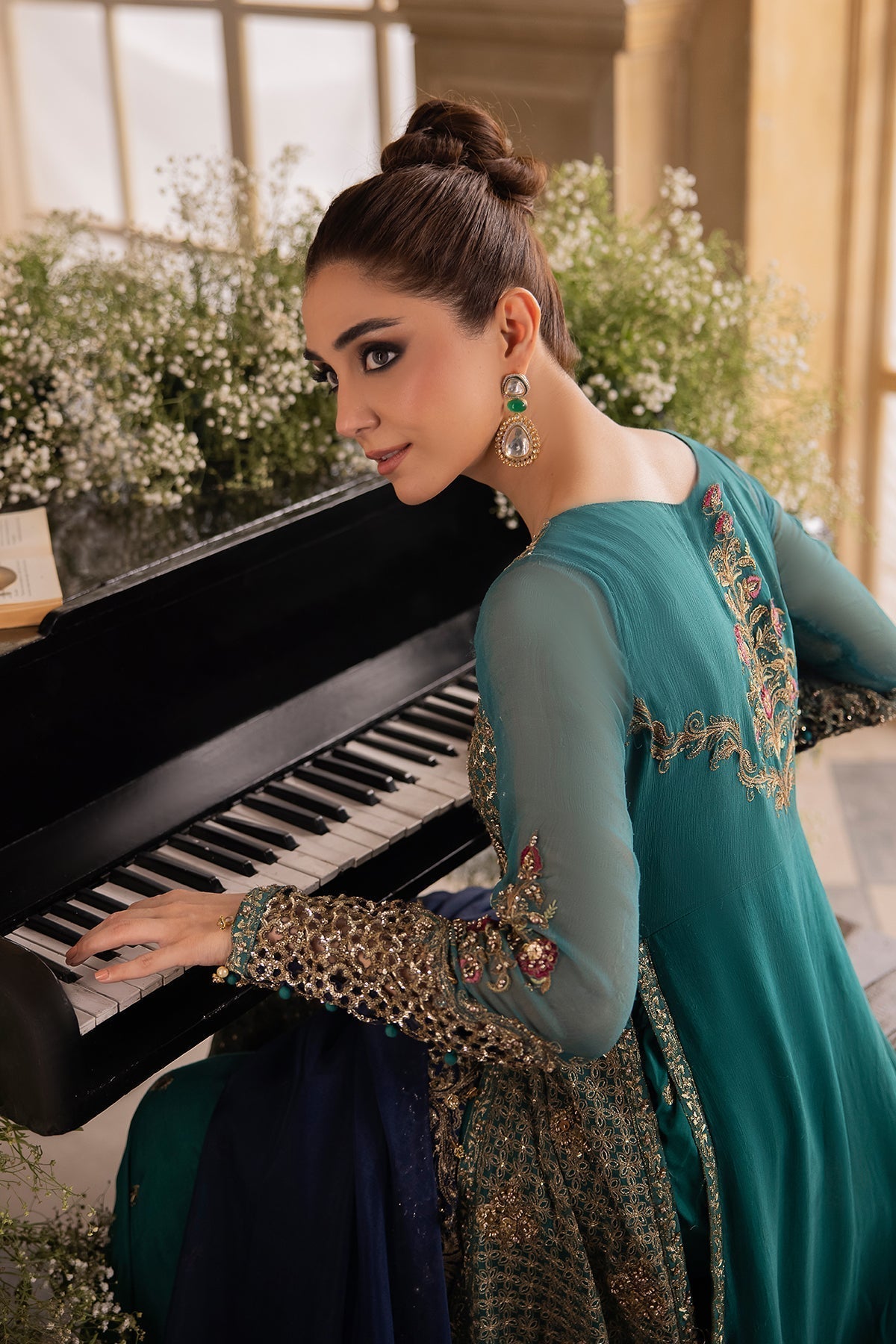 Charizma | Dastan e Jashan | DJW4-07 - Pakistani Designer Dress - by Charizma | Type: Formal - 100% Original at Saira Sultan