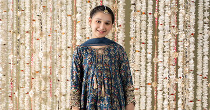 Maria B | 3 Piece Embroidered Lawn Suit | MKD-EF25-05