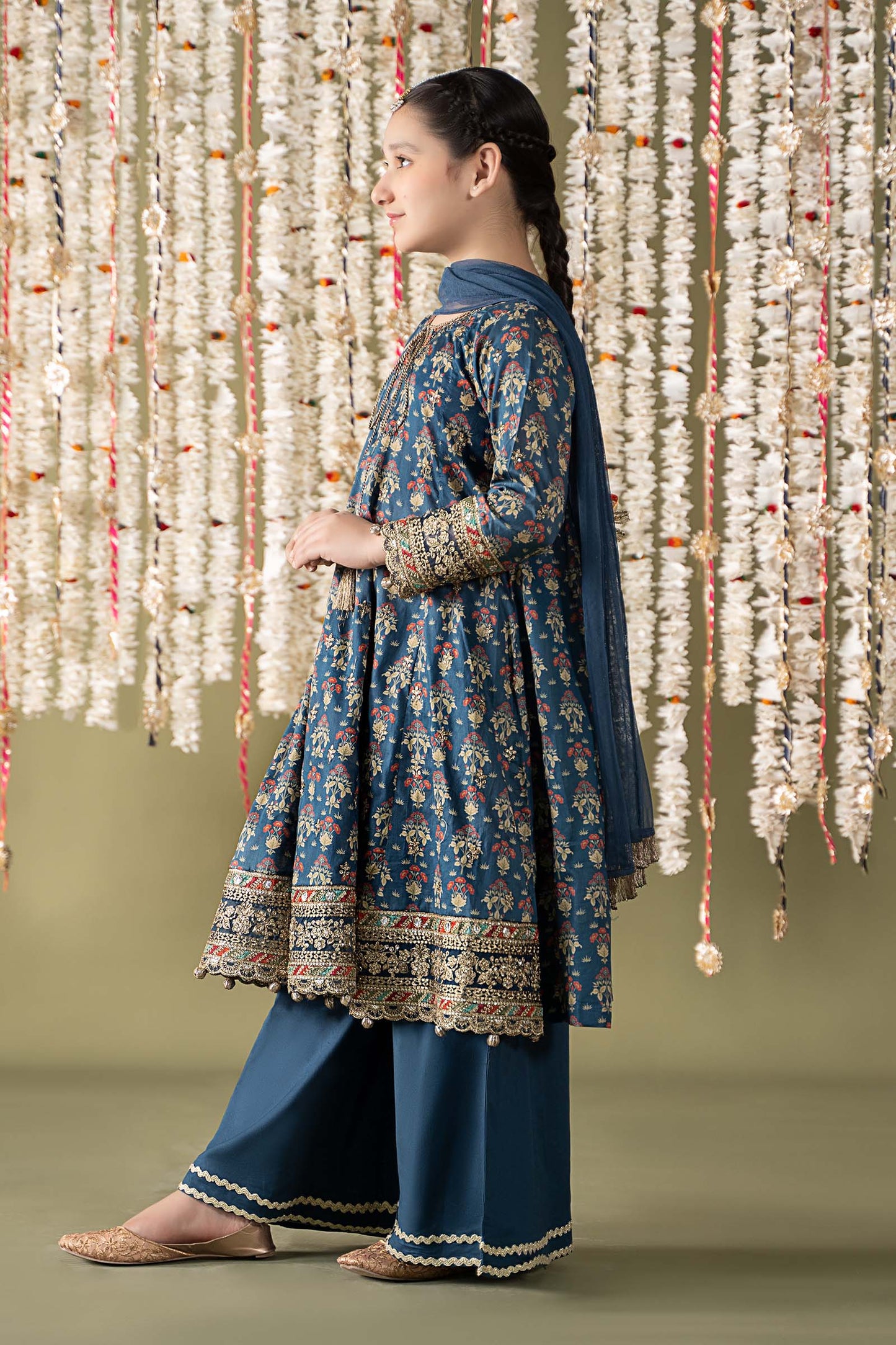 Maria B | 3 Piece Embroidered Lawn Suit | MKD-EF25-05 10-Aug Blue