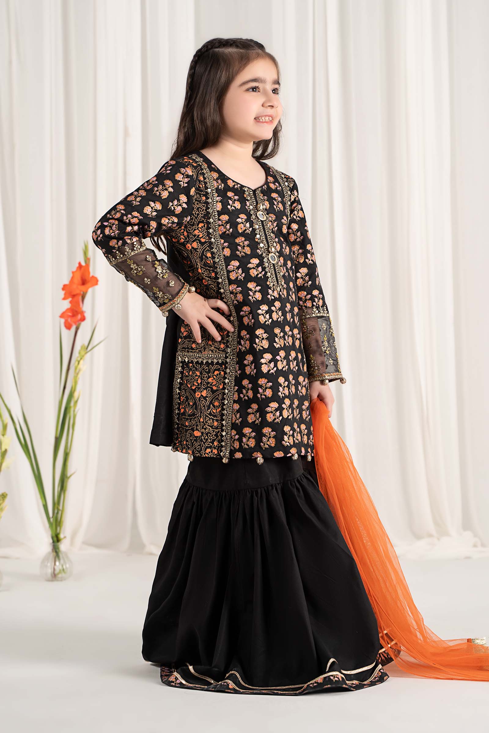 Maria B | 3 Piece Embroidered Lawn Suit | MKD-EF25-23 10-Aug Black
