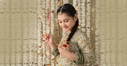 Maria B | 3 Piece Embroidered Lawn Suit | MKD-EF25-27