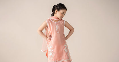 Maria B | 3 Piece Embroidered Lawn Suit | MKD-EF25-60
