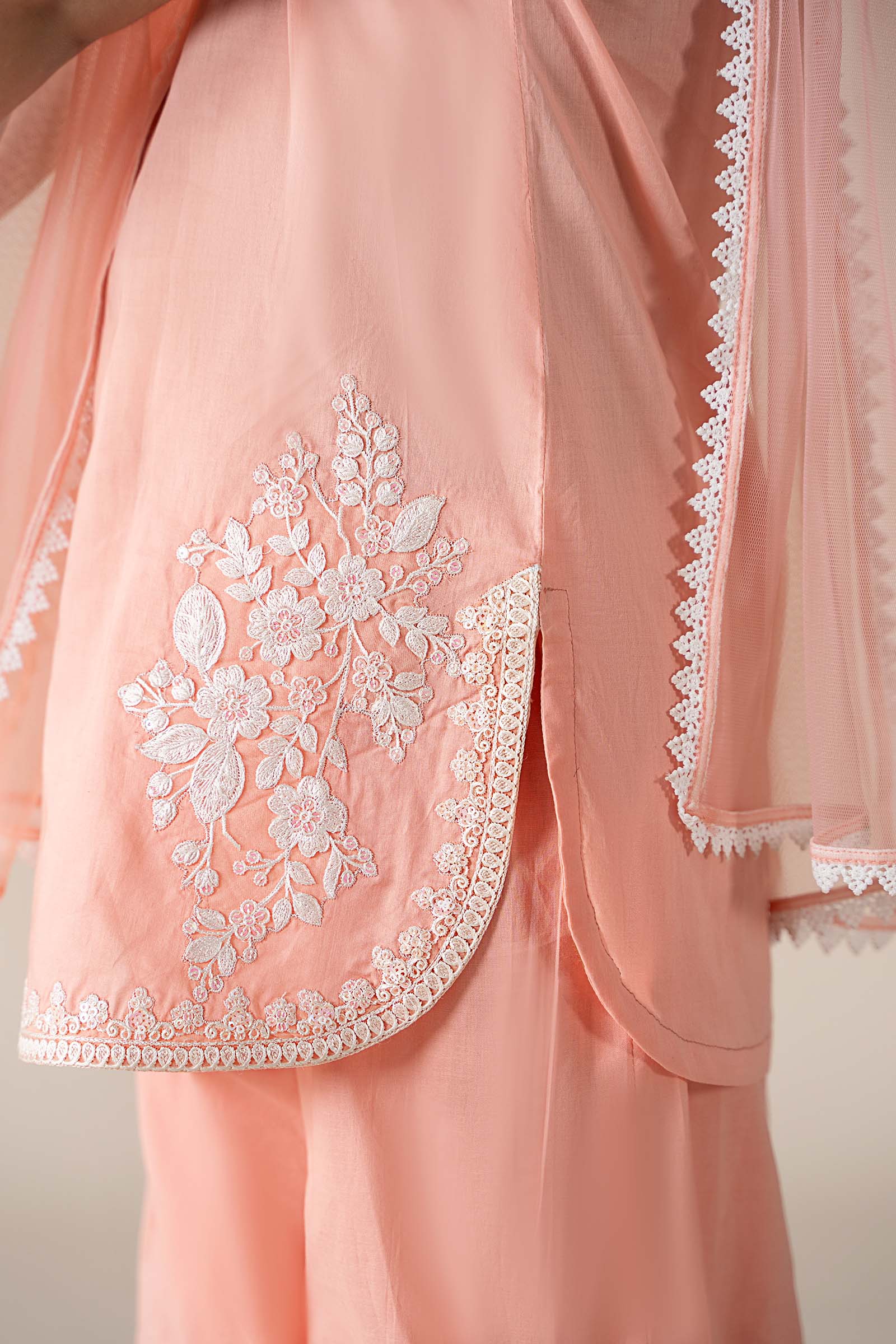 Maria B | 3 Piece Embroidered Lawn Suit | MKD-EF25-60 8-Jun Pink
