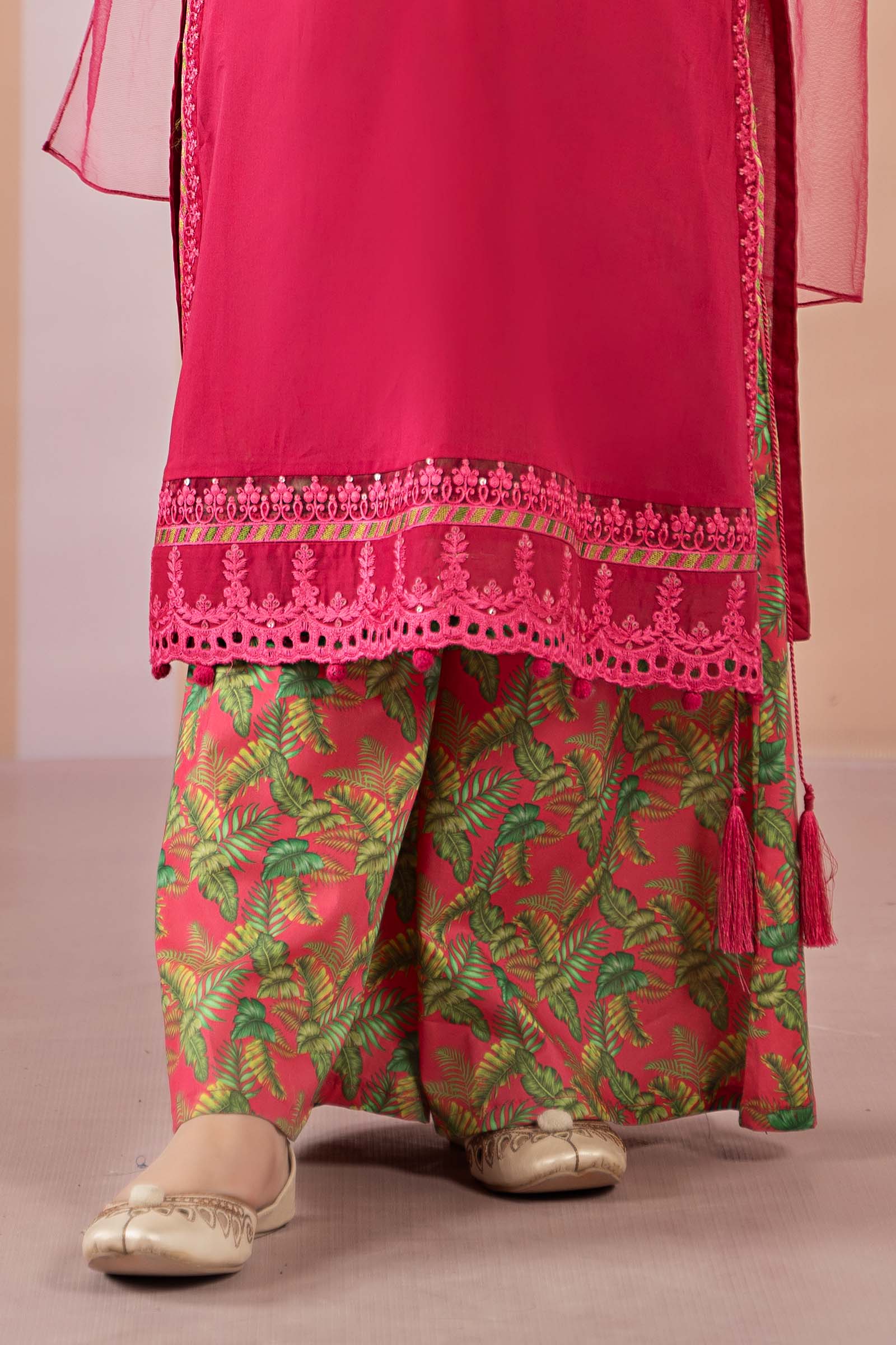 Maria B | 2 Piece Printed Lawn Suit | MKD-EF25-67 10-Aug Pink