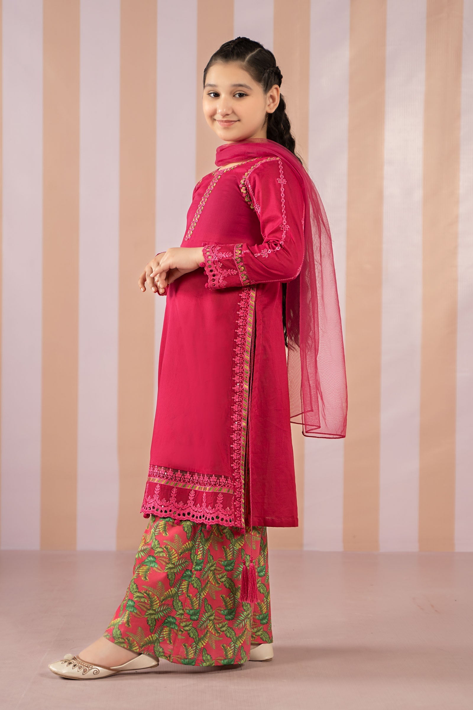 Maria B | 2 Piece Printed Lawn Suit | MKD-EF25-67 12-Oct Pink