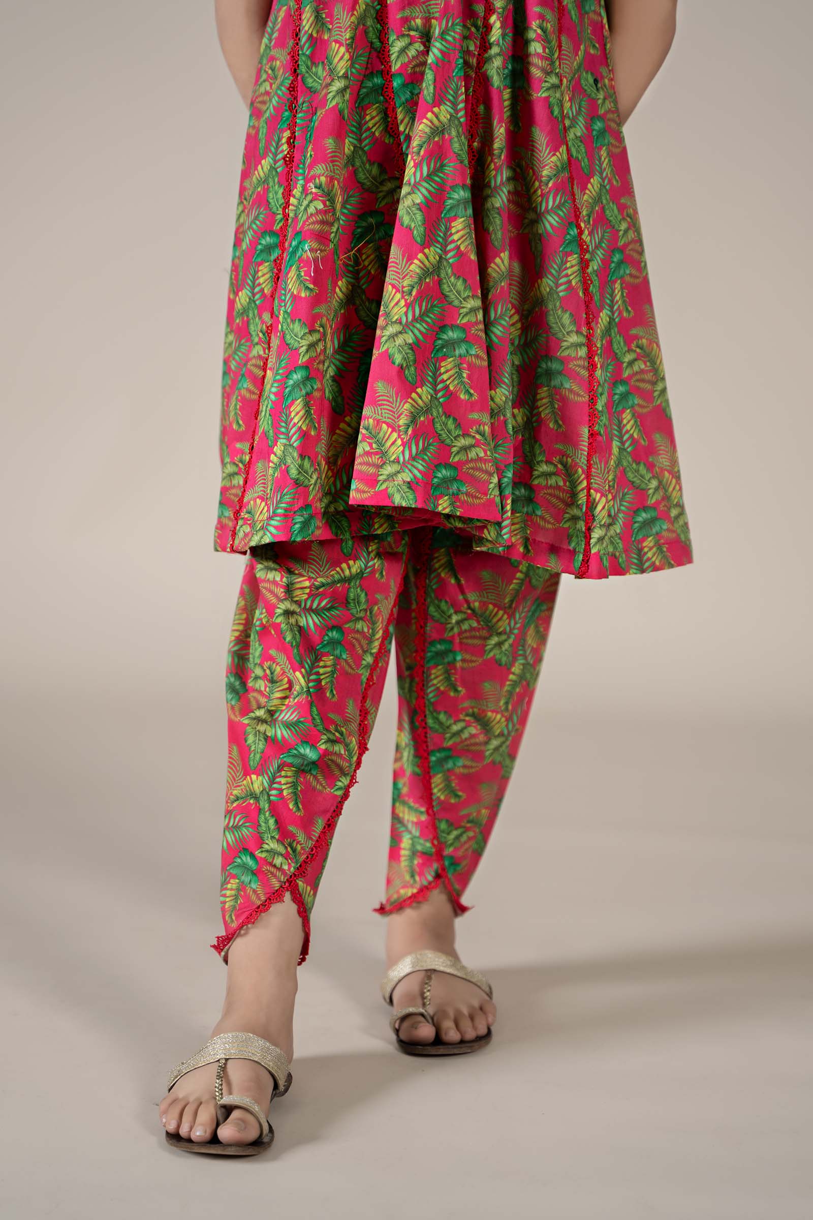 Maria B | 2 Piece Printed Lawn Suit | MKD-EF25-68 12-Oct Pink