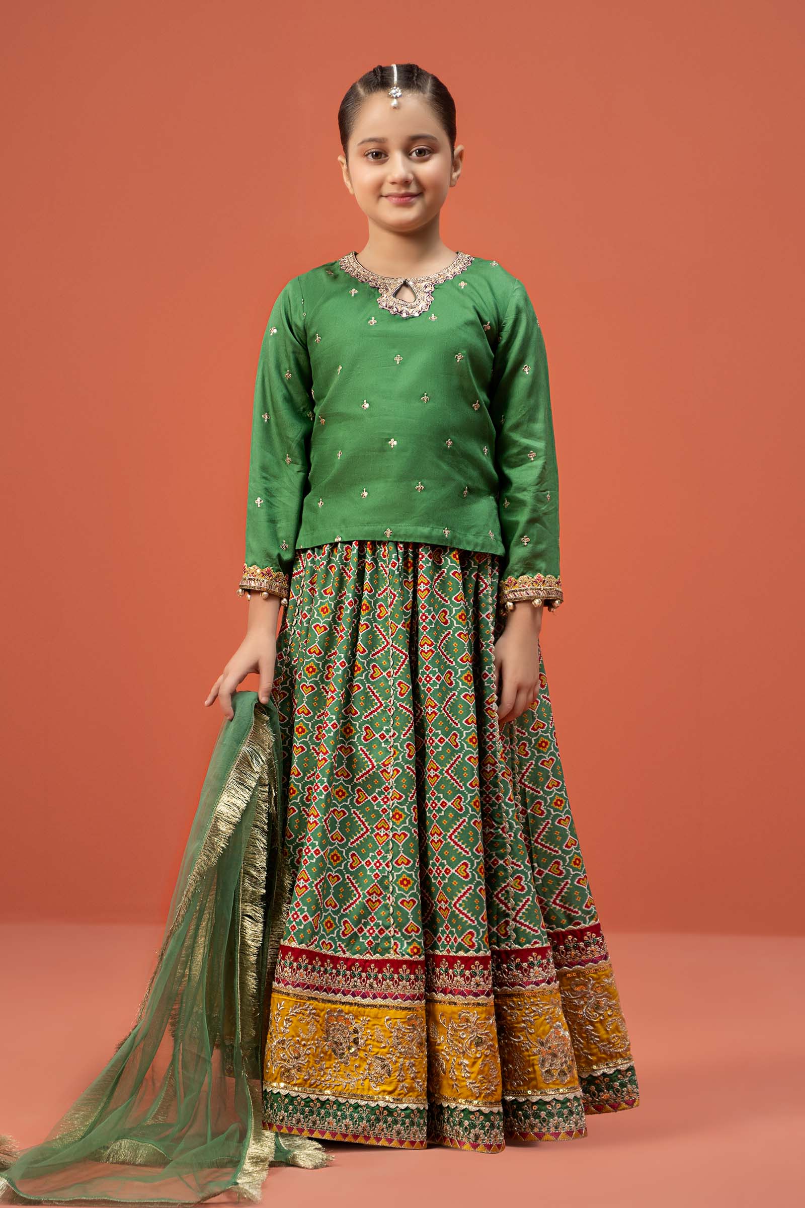 Maria B | 3 Piece Embroidered Linen Suit | MKD-W24-04 10-Aug Green