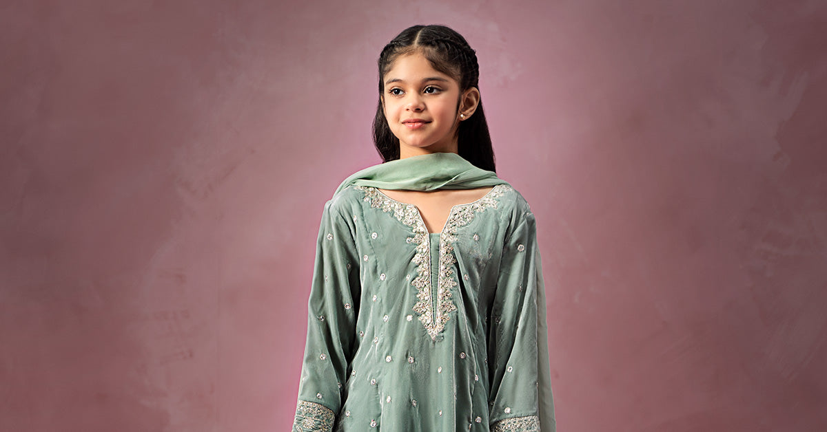 Maria B | 3 Piece Embroidered Velvet Suit | MKS-W24-38