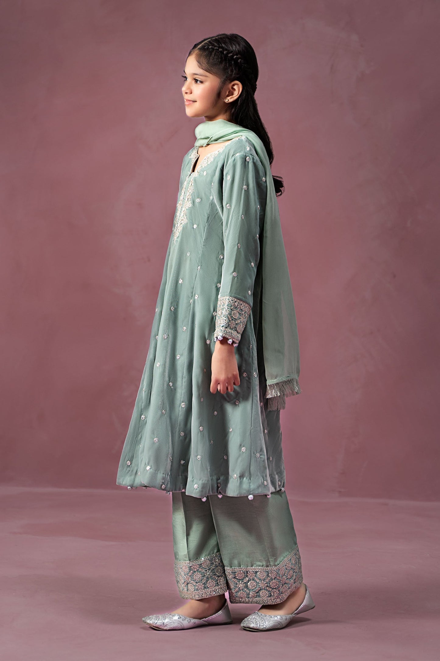 Maria B | 3 Piece Embroidered Velvet Suit | MKS-W24-38 12-Oct Green
