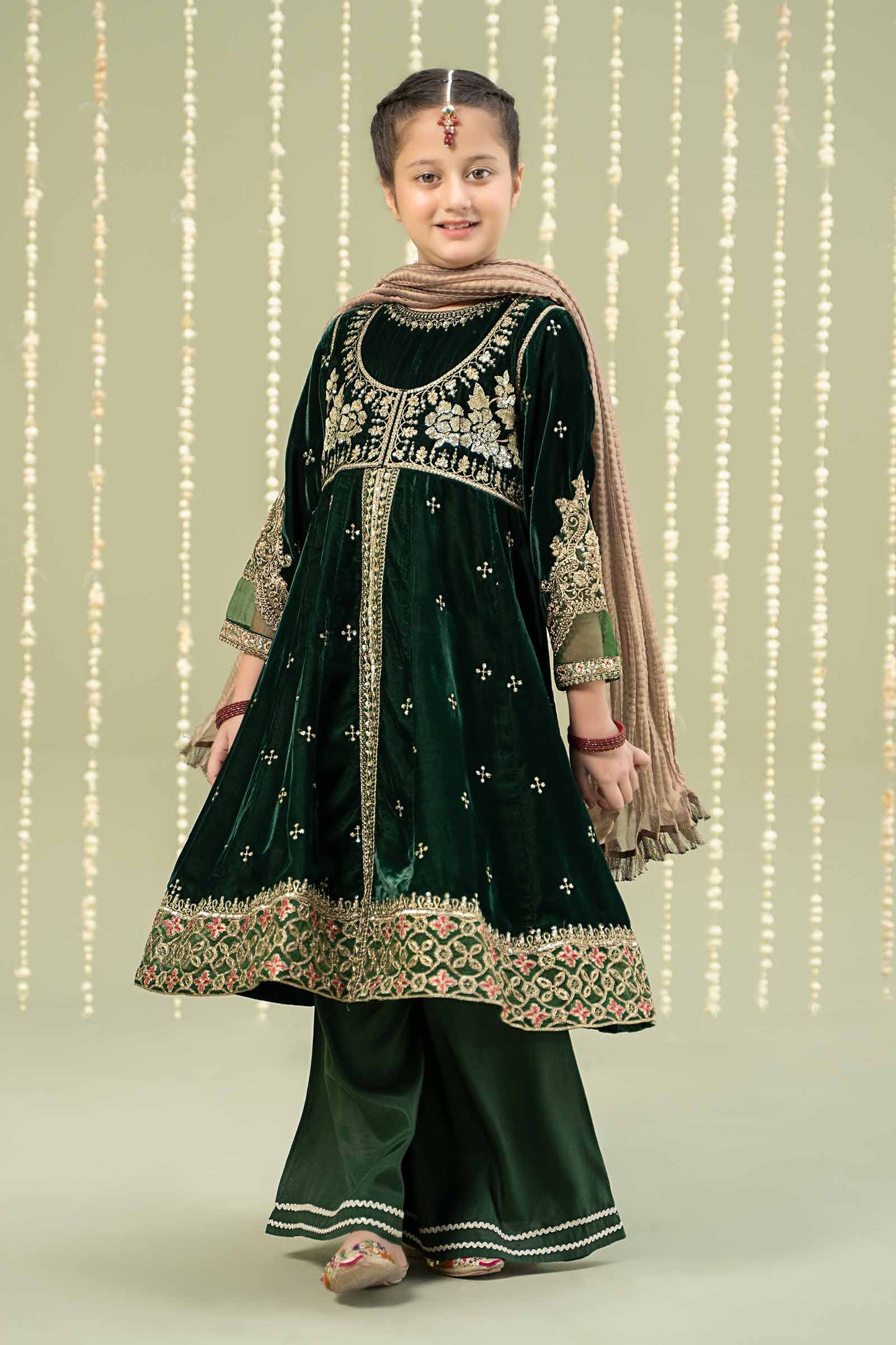 Maria B | 3 Piece Embroidered Velvet Suit | MKS-W24-40 12-Oct Green