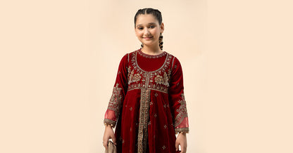 Maria B | 3 Piece Embroidered Velvet Suit | MKS-W24-40 14-Dec Pink