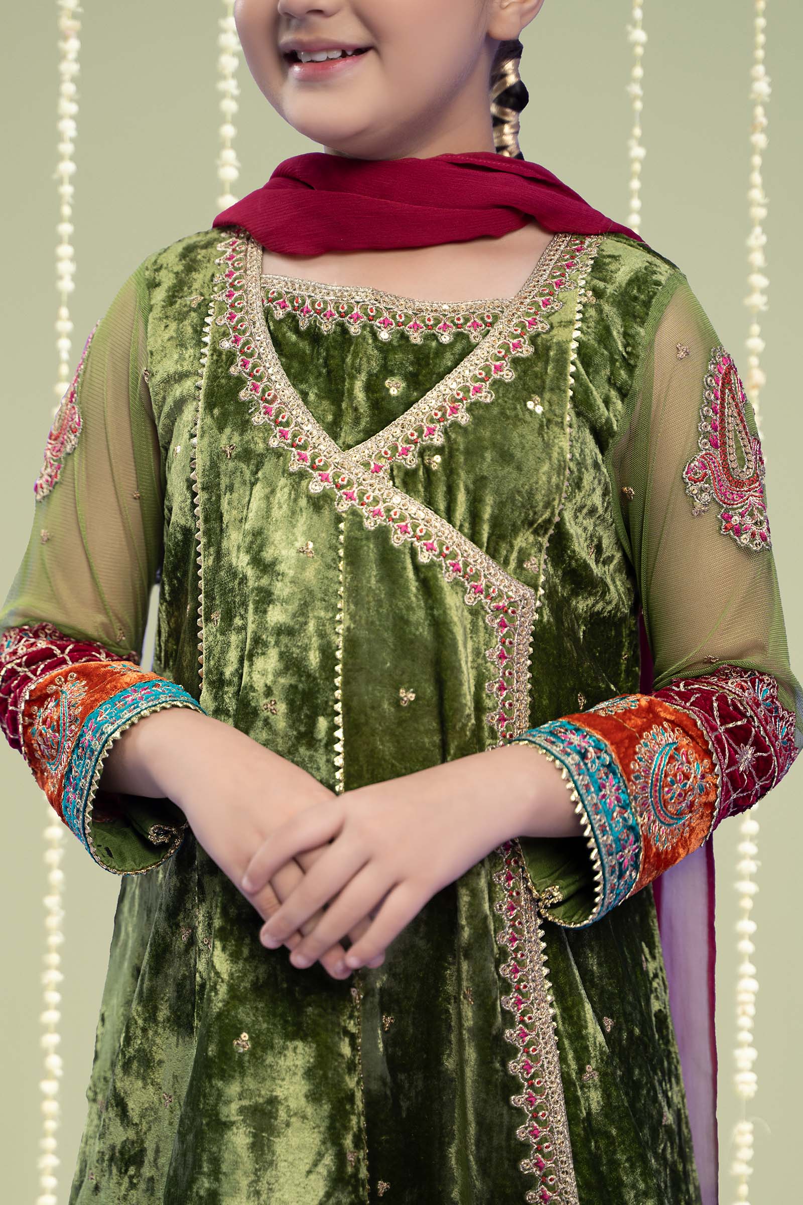 Maria B | 3 Piece Embroidered Velvet Suit | MKS-W24-15 8-Jun Green