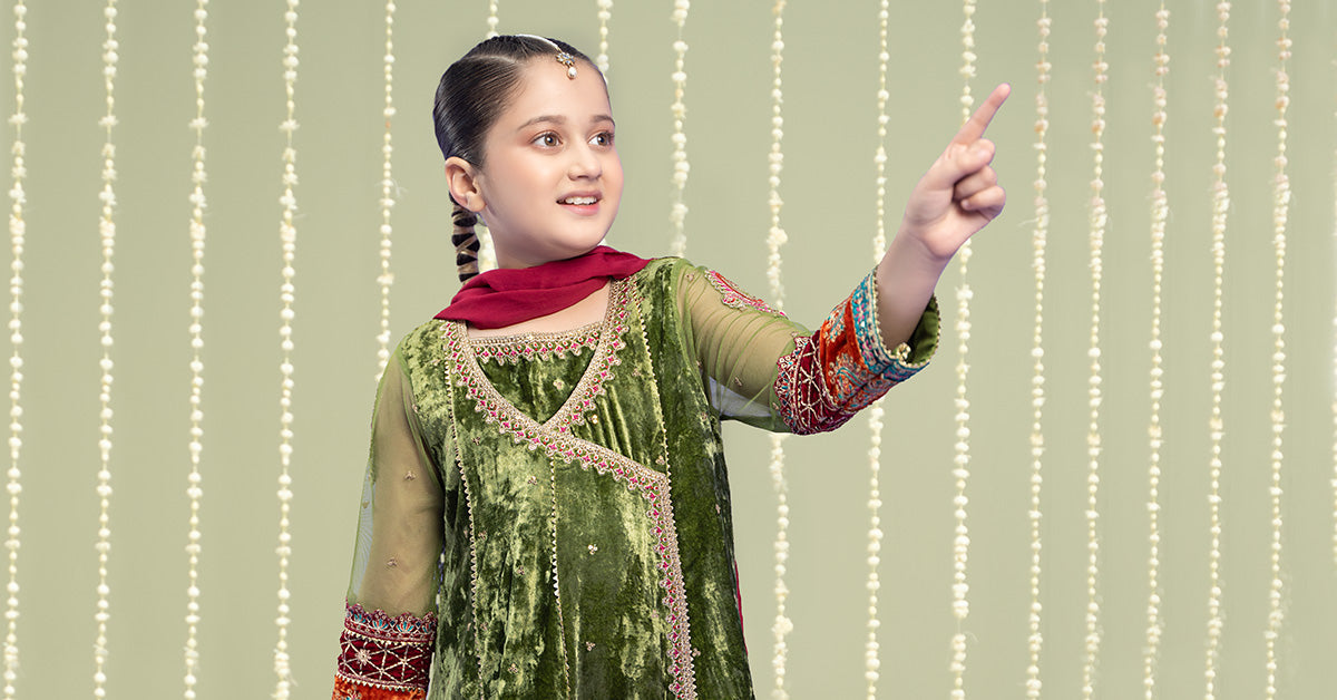 Maria B | 3 Piece Embroidered Velvet Suit | MKS-W24-15