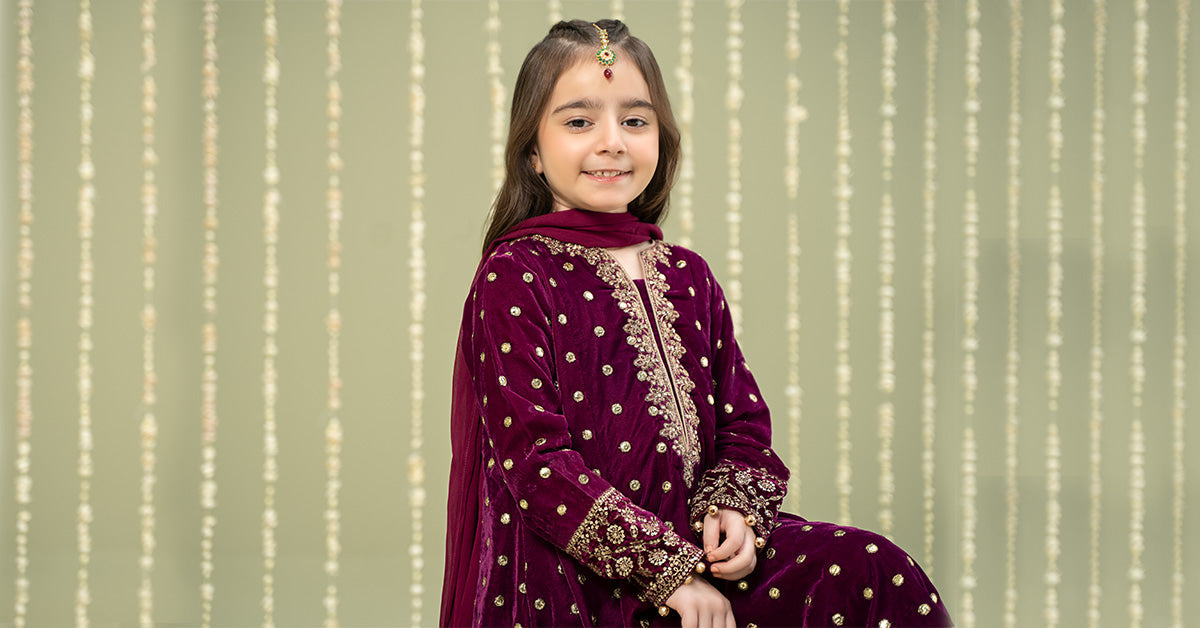 Maria B | 3 Piece Embroidered Velvet Suit | MKS-W24-38