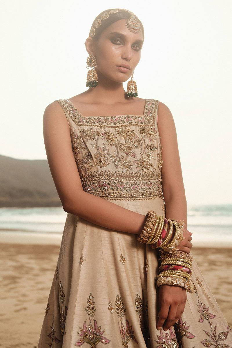 MNR | Gehraiyaan Shaadi Collection | Armala - Pakistani Designer Dress - by MNR | Type: Bridal - 100% Original at Saira Sultan
